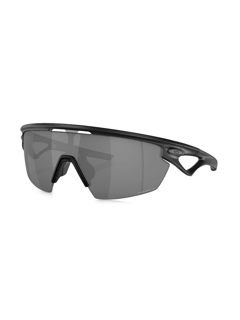 OAKLEY Sphaeraâ¢ mask-frame sunglasses outlook