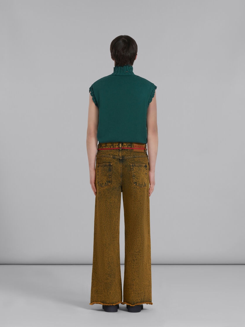 BROWN FLARED 5 POCKET TROUSERS IN MARBLE-DYED DENIM - 3