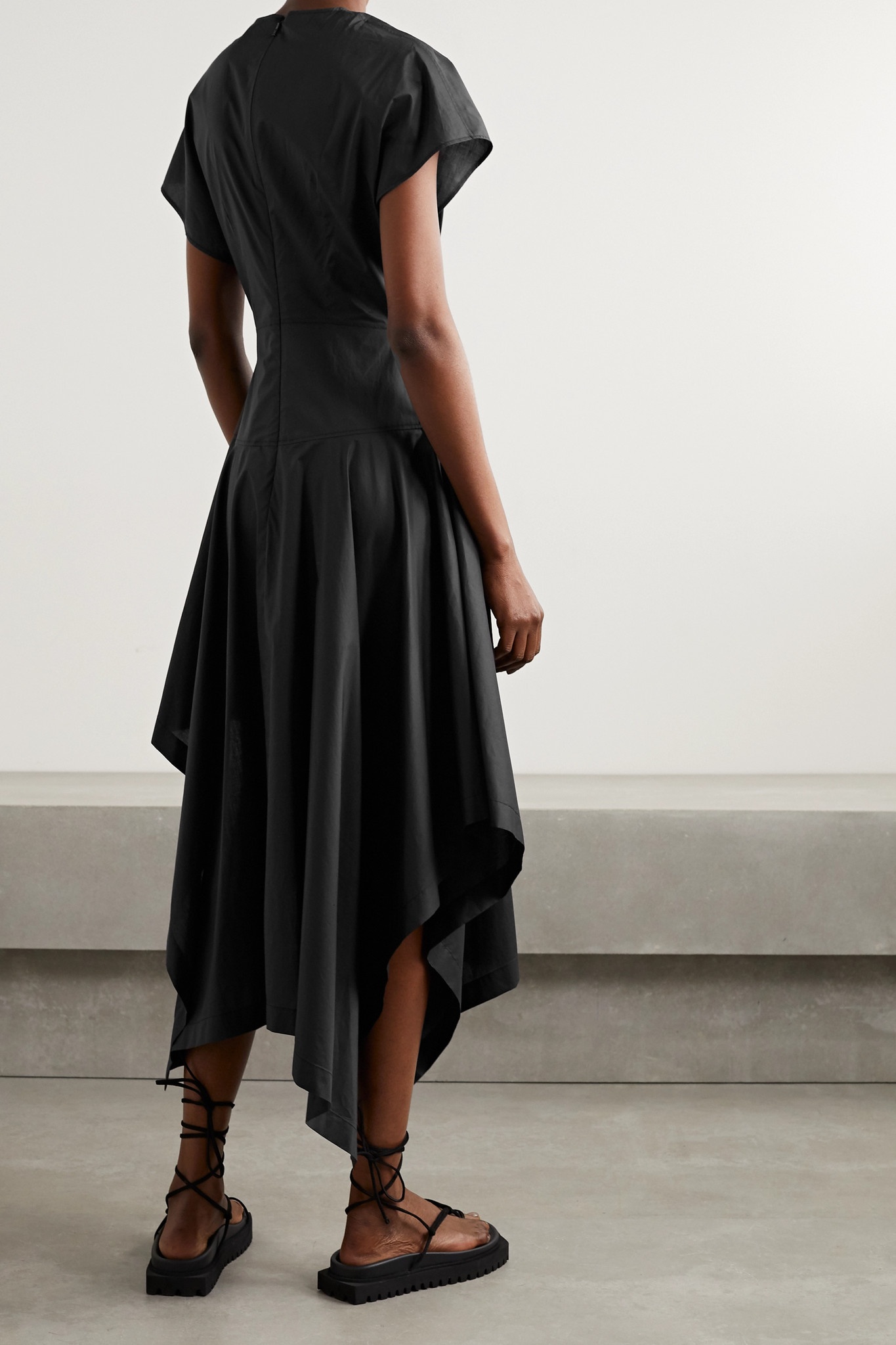 + 1 JW Anderson asymmetric cotton-poplin dress - 3