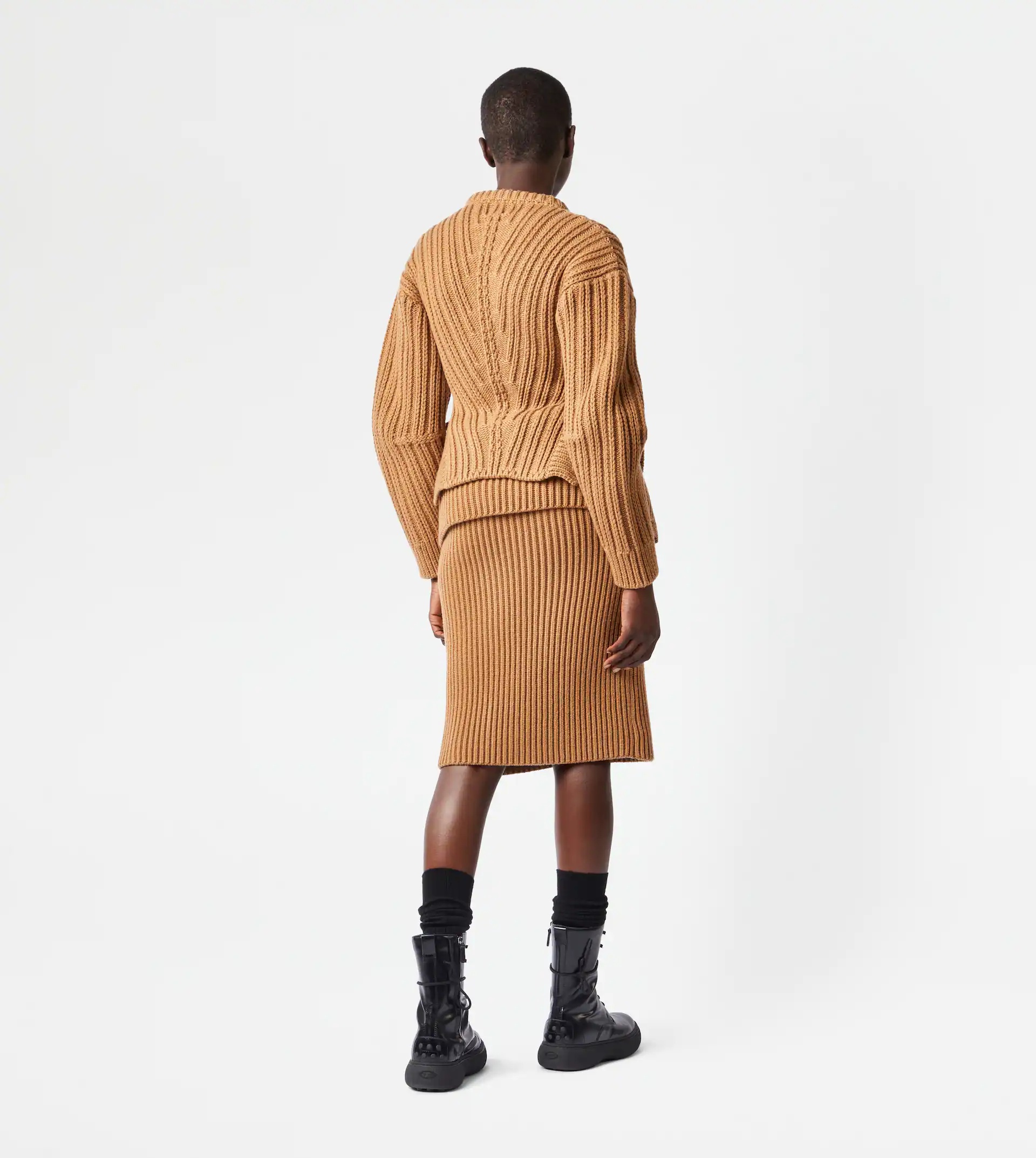CASHMERE BLEND ROUND NECK JUMPER - BROWN - 3