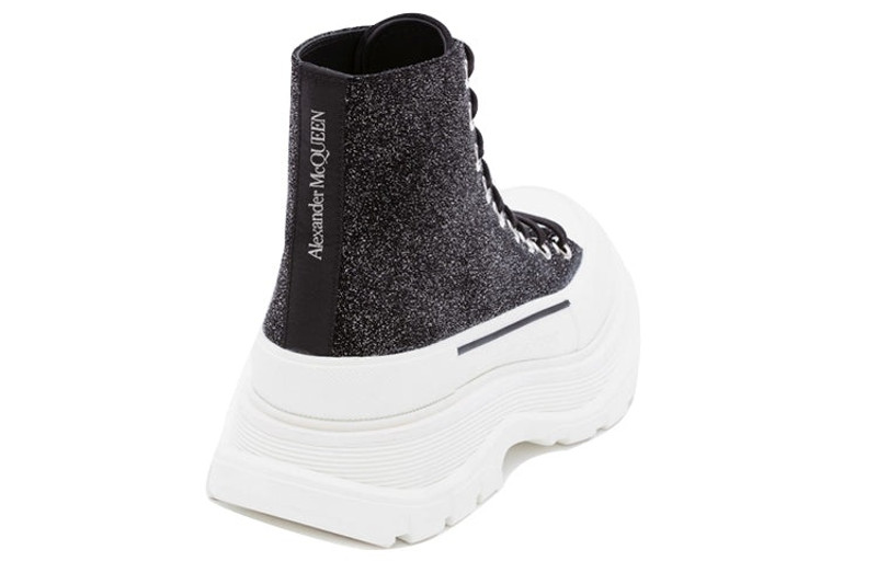 Alexander McQueen (WMNS) Alexander McQueen Tread Slick Boot 'Galaxy Black' 633900WHW571027 outlook