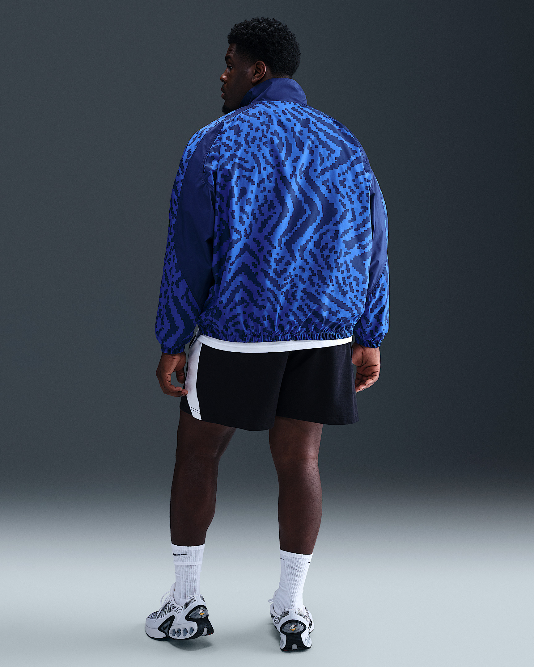 Nike Air Men's Half-Zip Jacket - 10