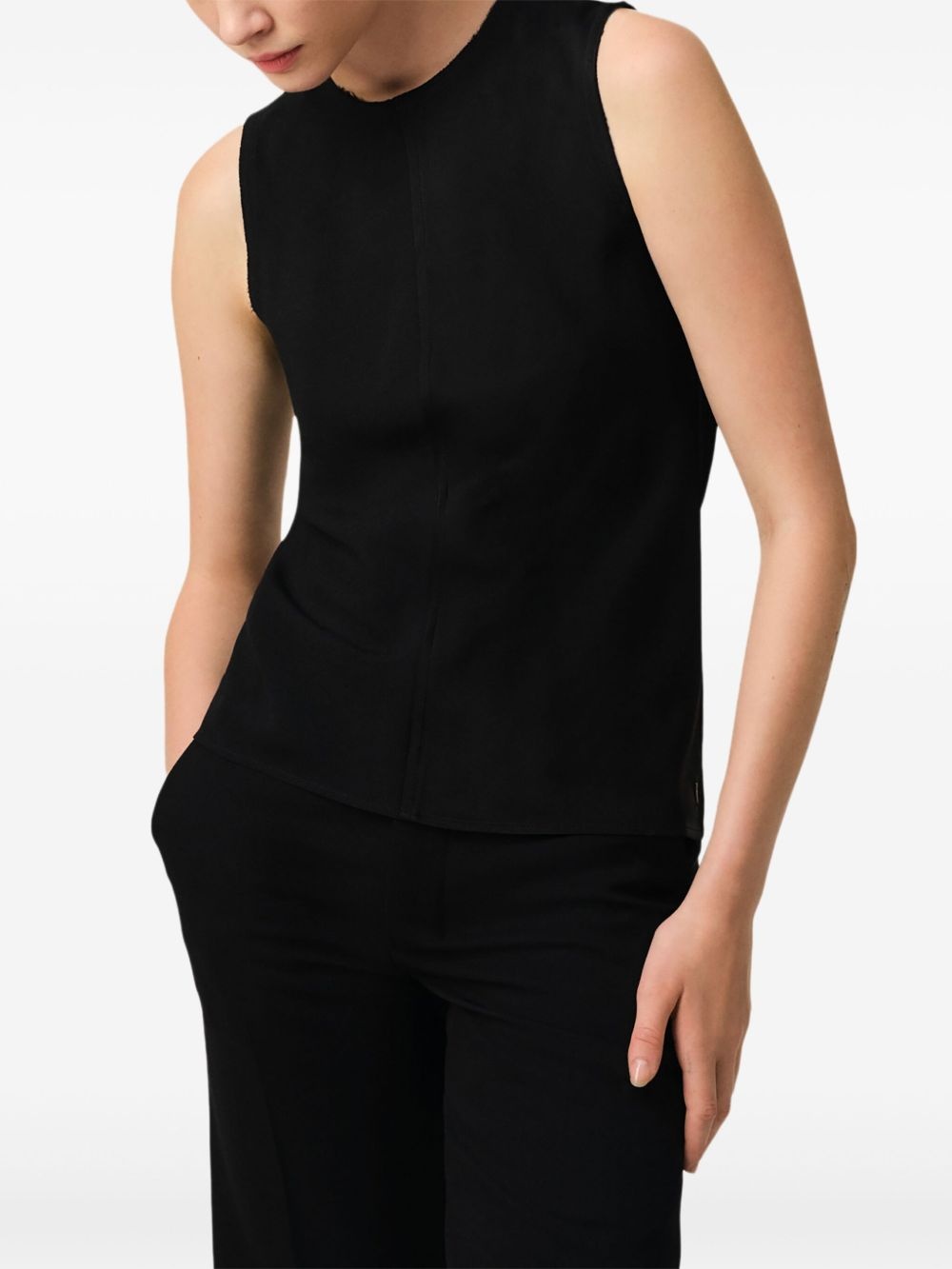 sleeveless top - 5