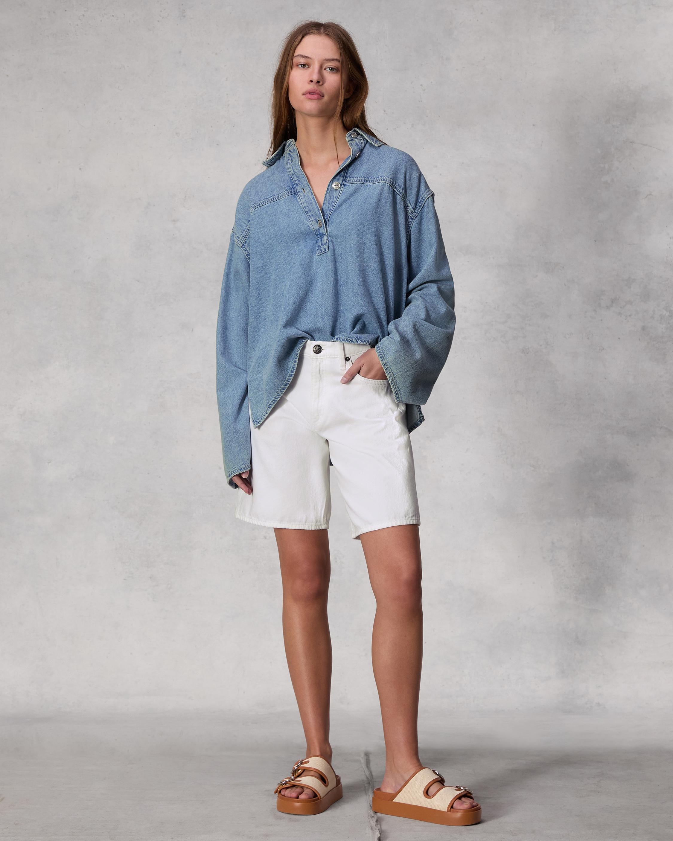 McKenna 9.5" Short - White
High-Rise Lightweight Rigid Short - 2