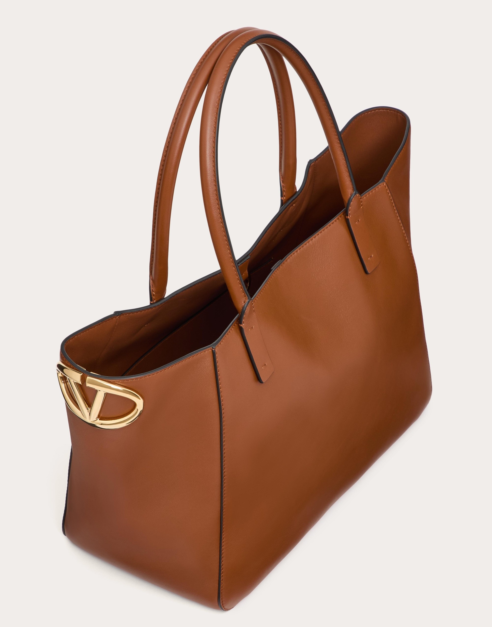 VLOGO SIDE SHOPPING BAG IN NAPPA CALFSKIN - 6