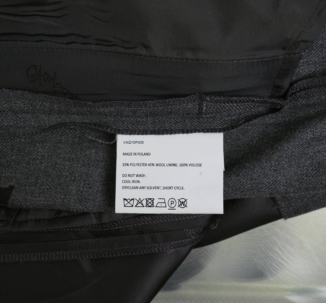 Women Chopped Trousers Woven - 4