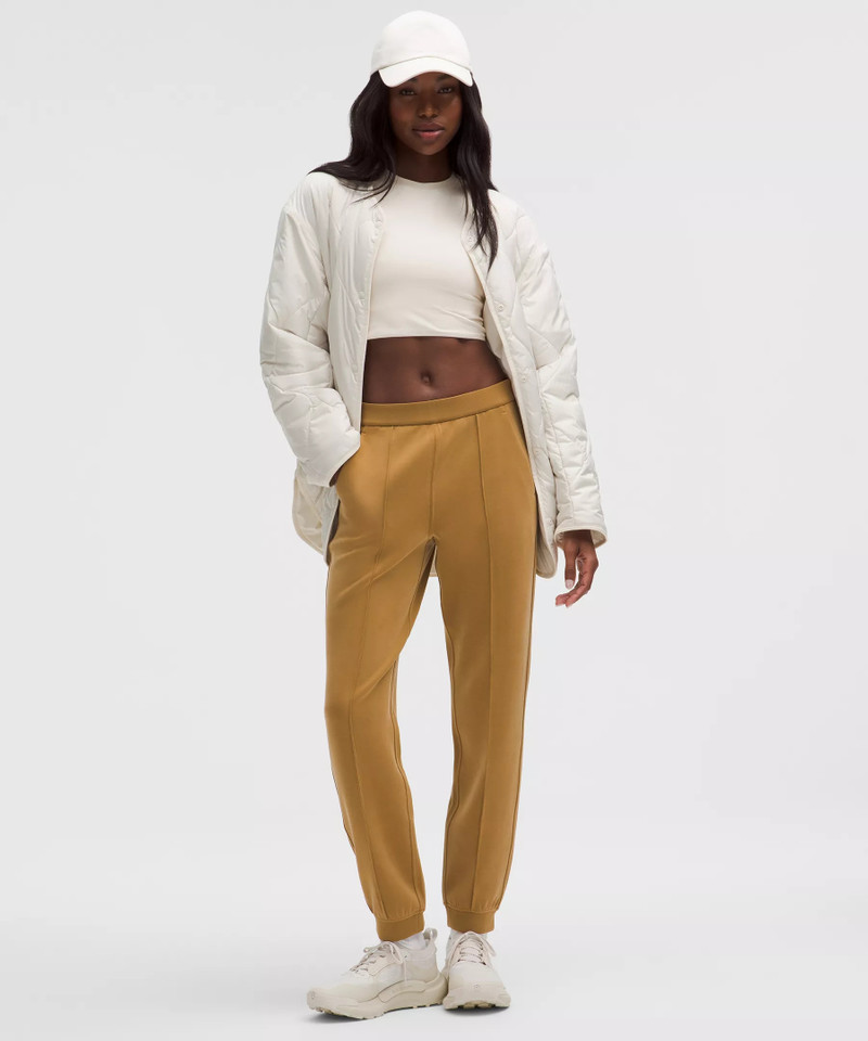 Softstreme Classic-Fit High-Rise Jogger 1