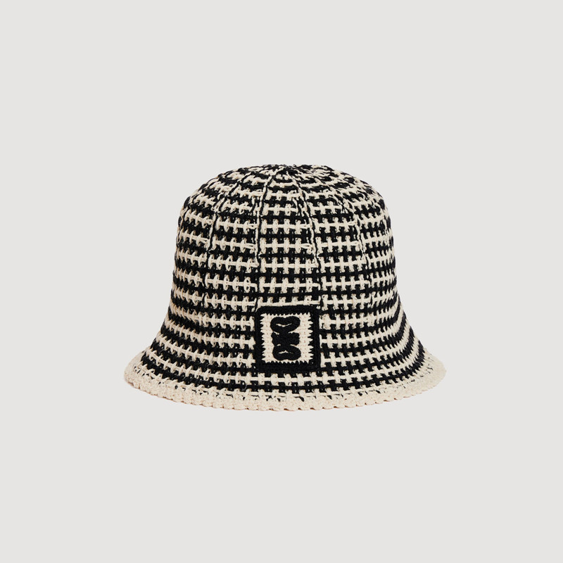 CROCHET-KNIT BUCKET HAT 1