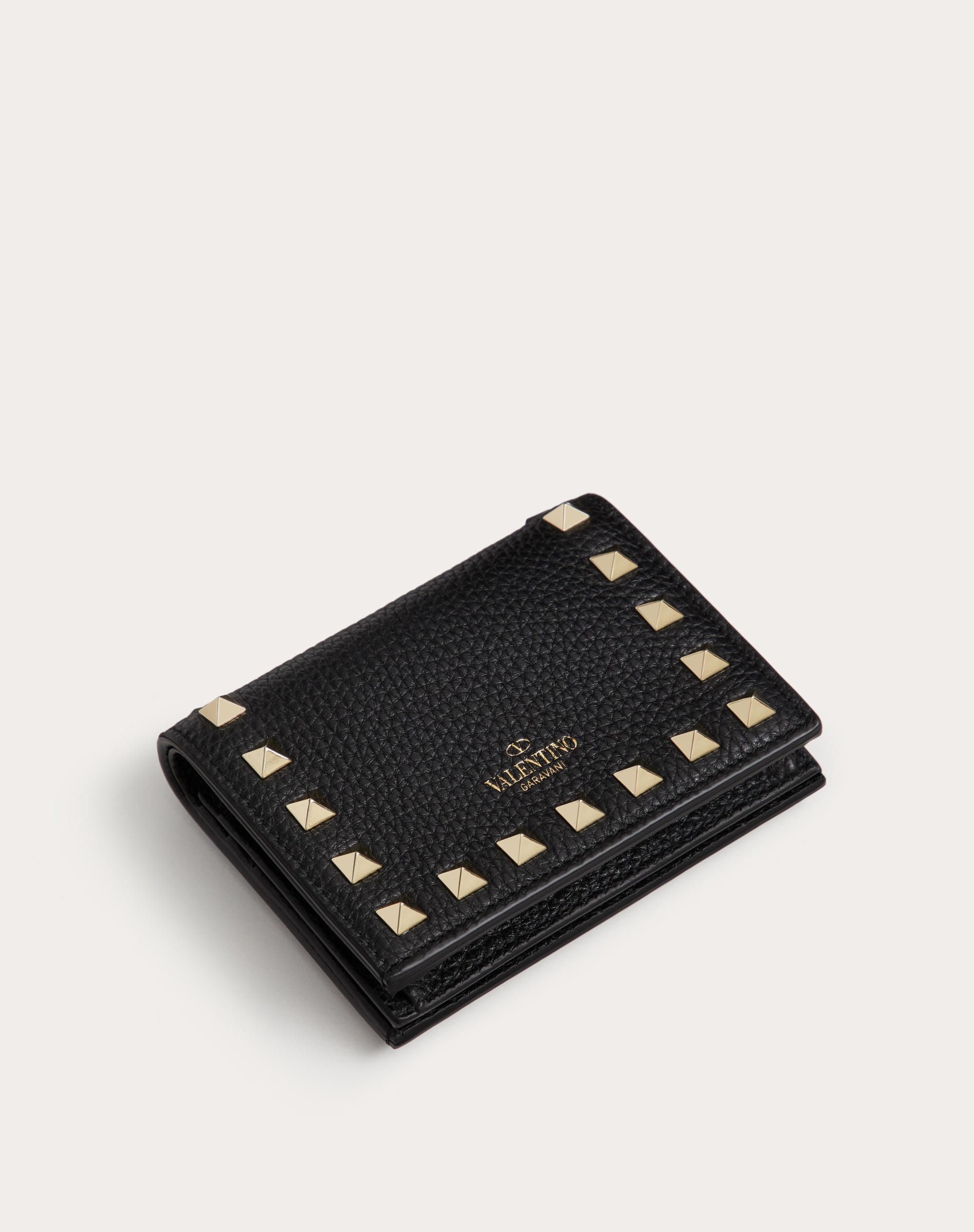 SMALL ROCKSTUD GRAINY CALFSKIN WALLET - 3