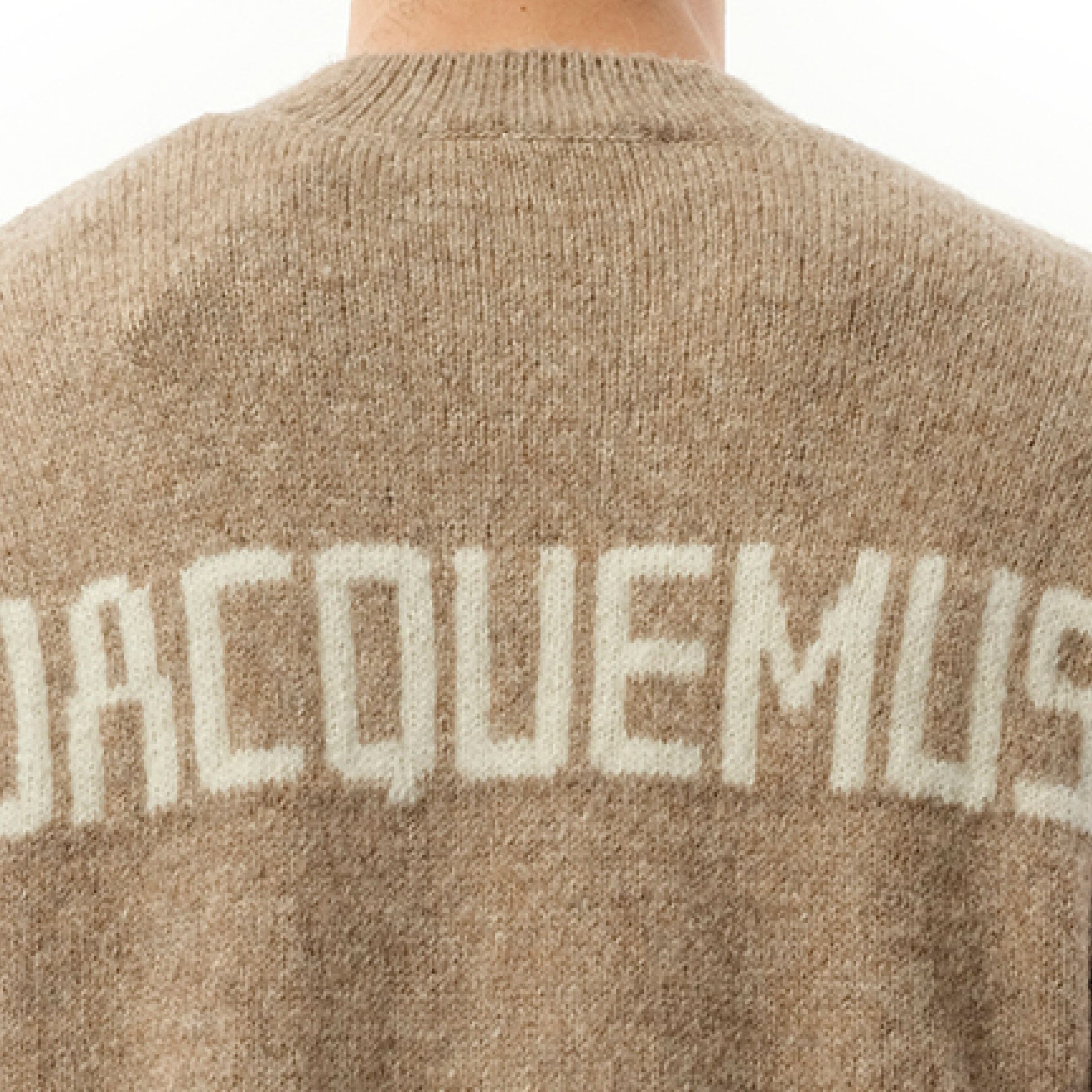 Le Pull Jacquemus in Beige 2 - 3