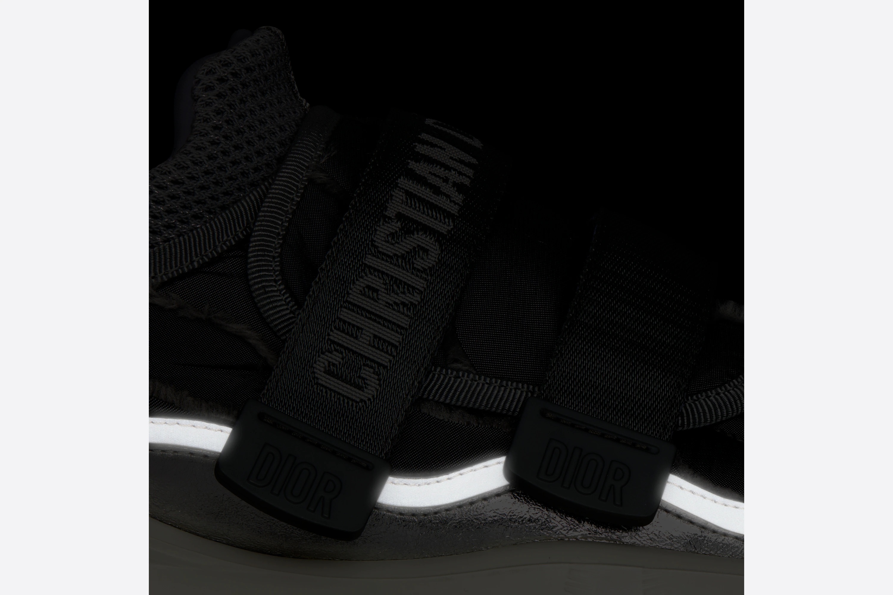 D-Wander Sneaker - 7
