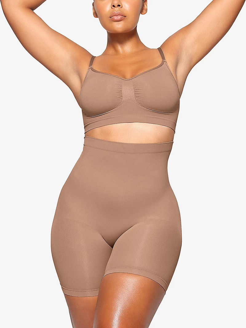 SKIMS Sculpt fitted stretch-woven shorts outlook