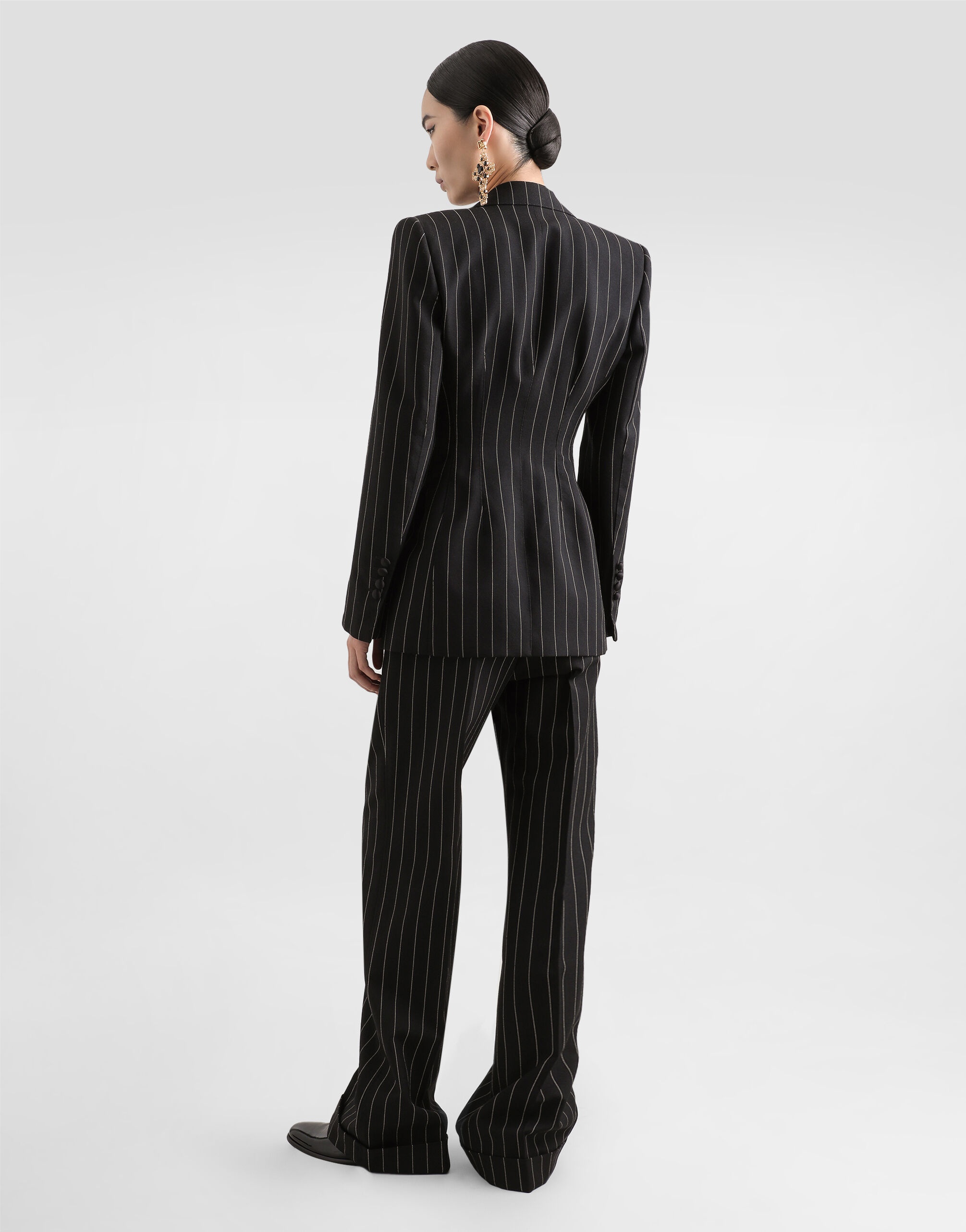 Straight-leg pinstripe wool pants with turn-ups - 3