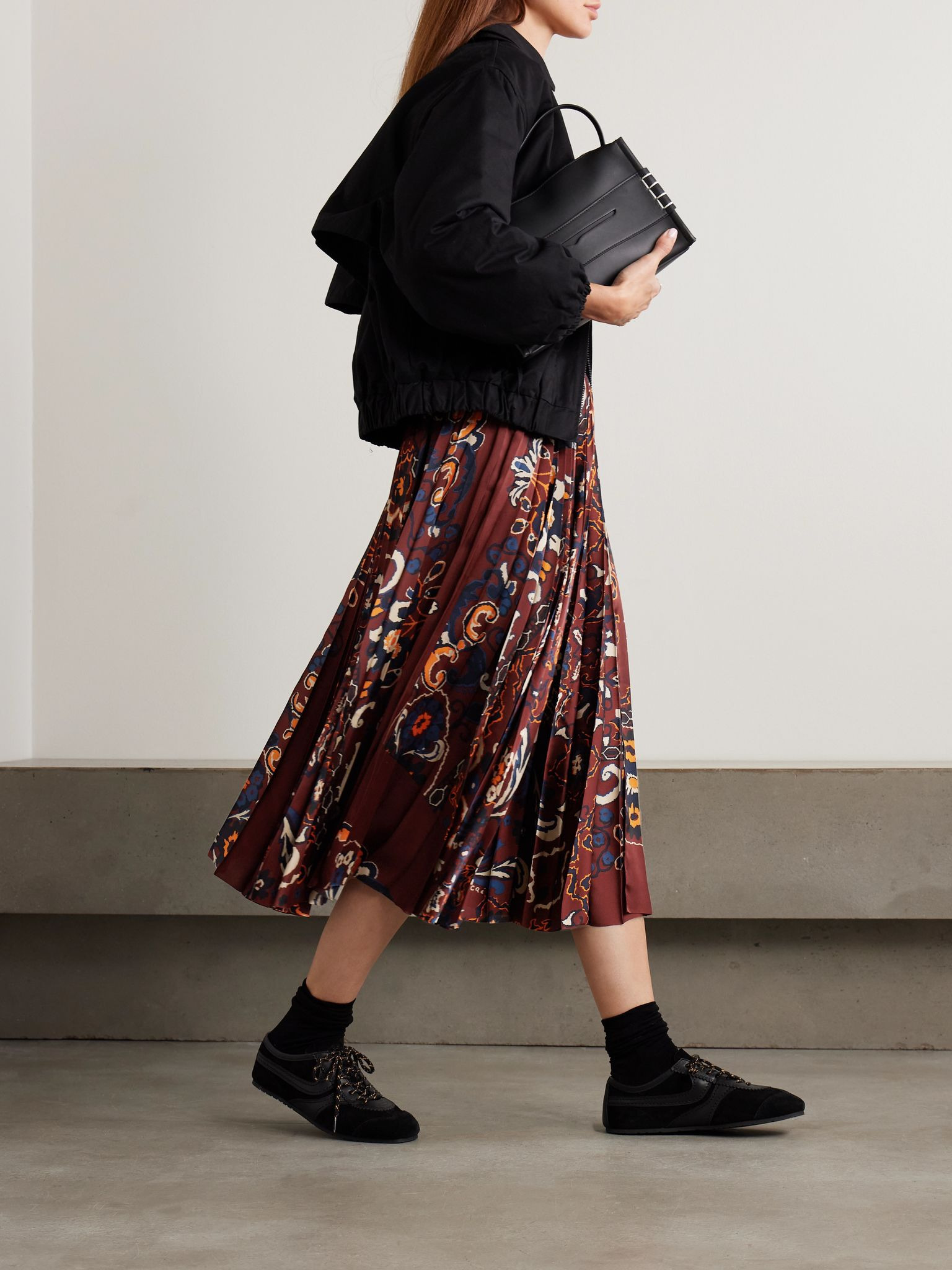 Belted grosgrain-trimmed pleated floral-print satin midi skirt Burgundy - 2
