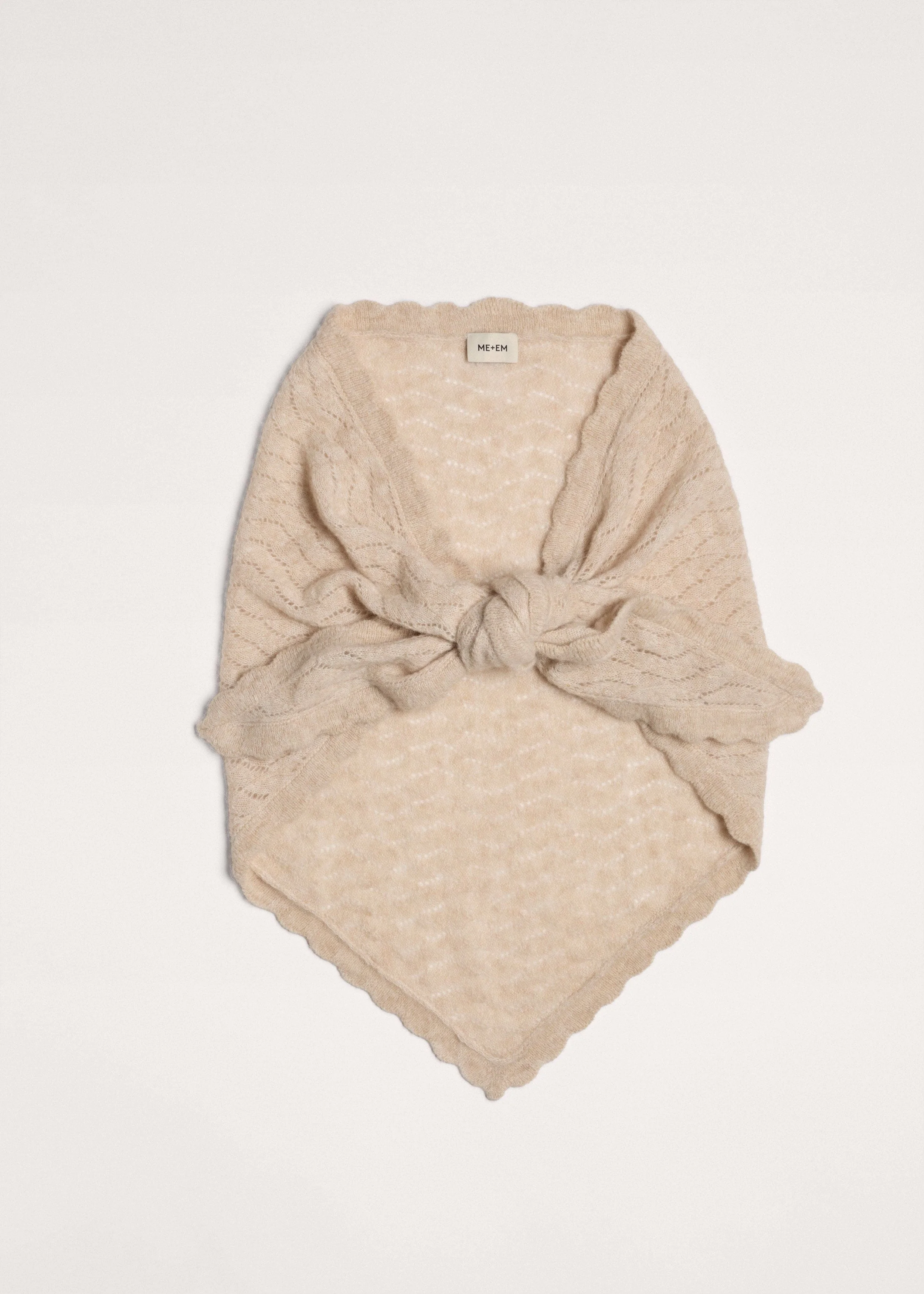 Scallop Triangle Scarf - 1