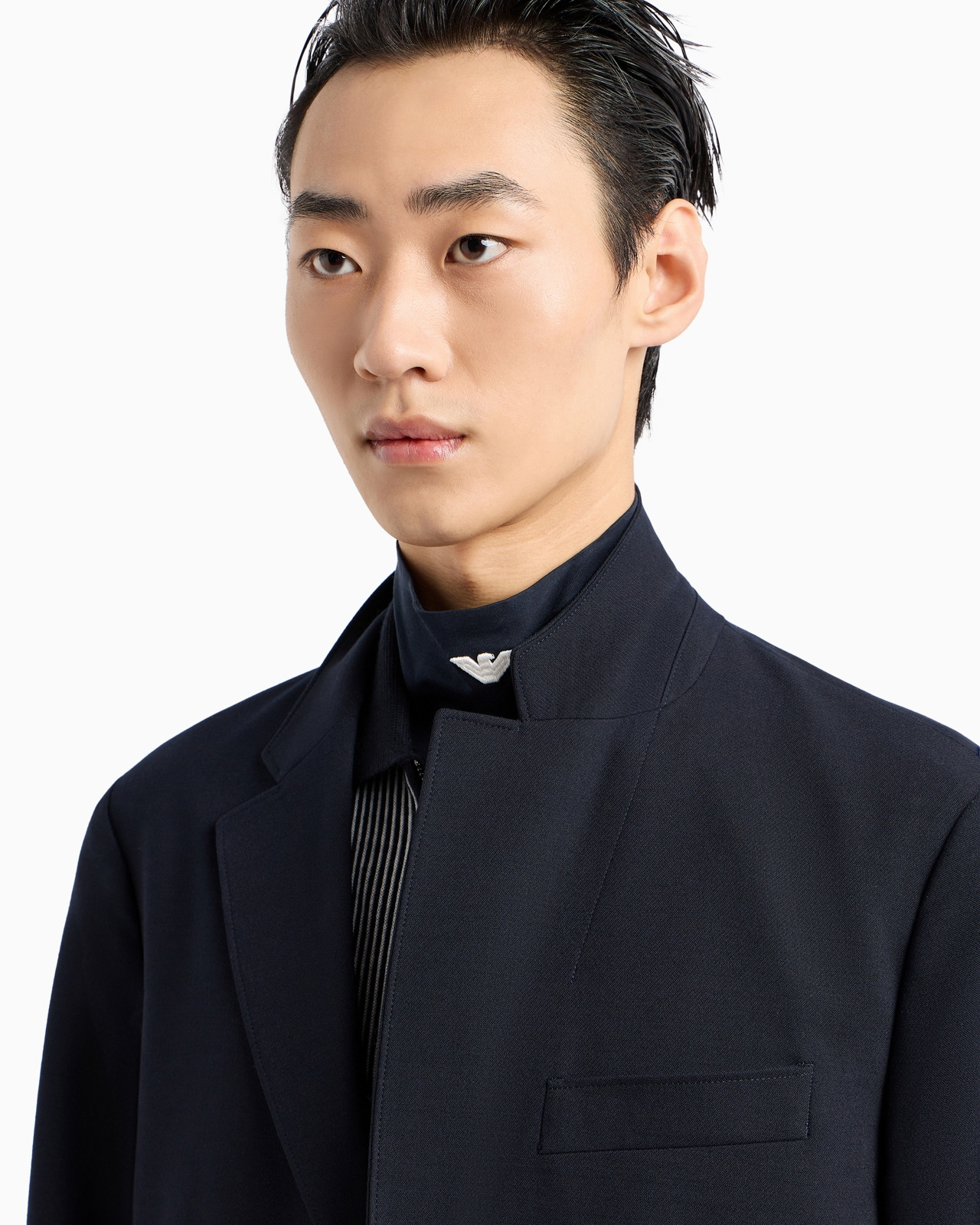 Single-breasted blazer in a virgin wool blend - 5