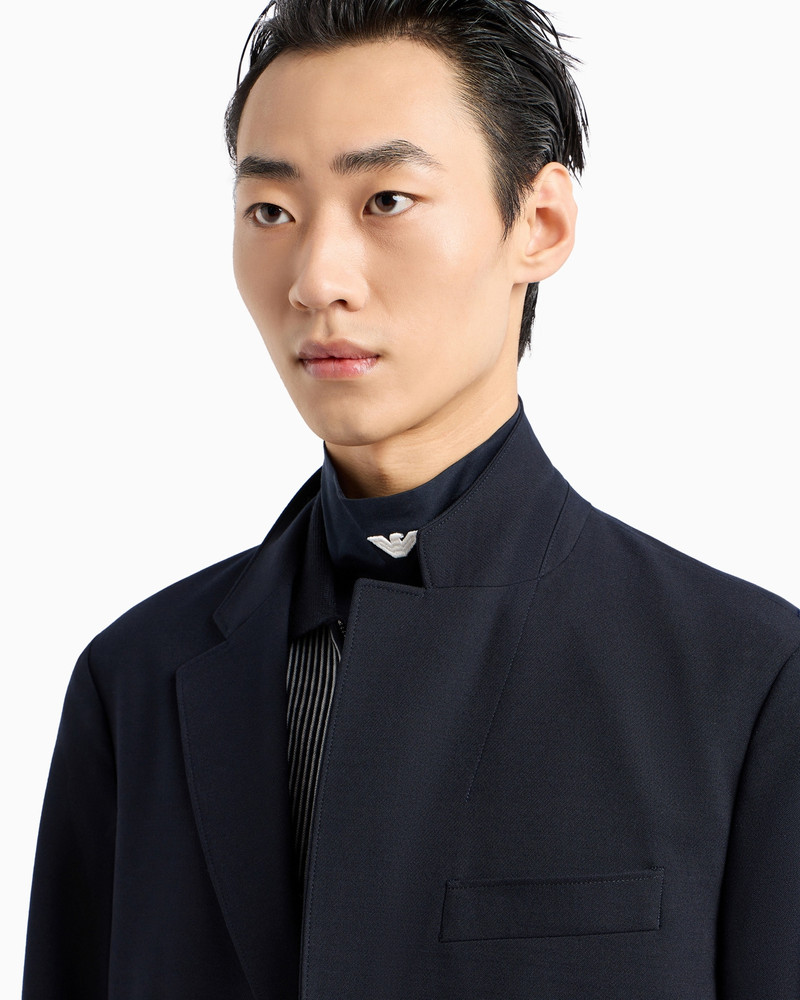 Single-breasted blazer in a virgin wool blend 5