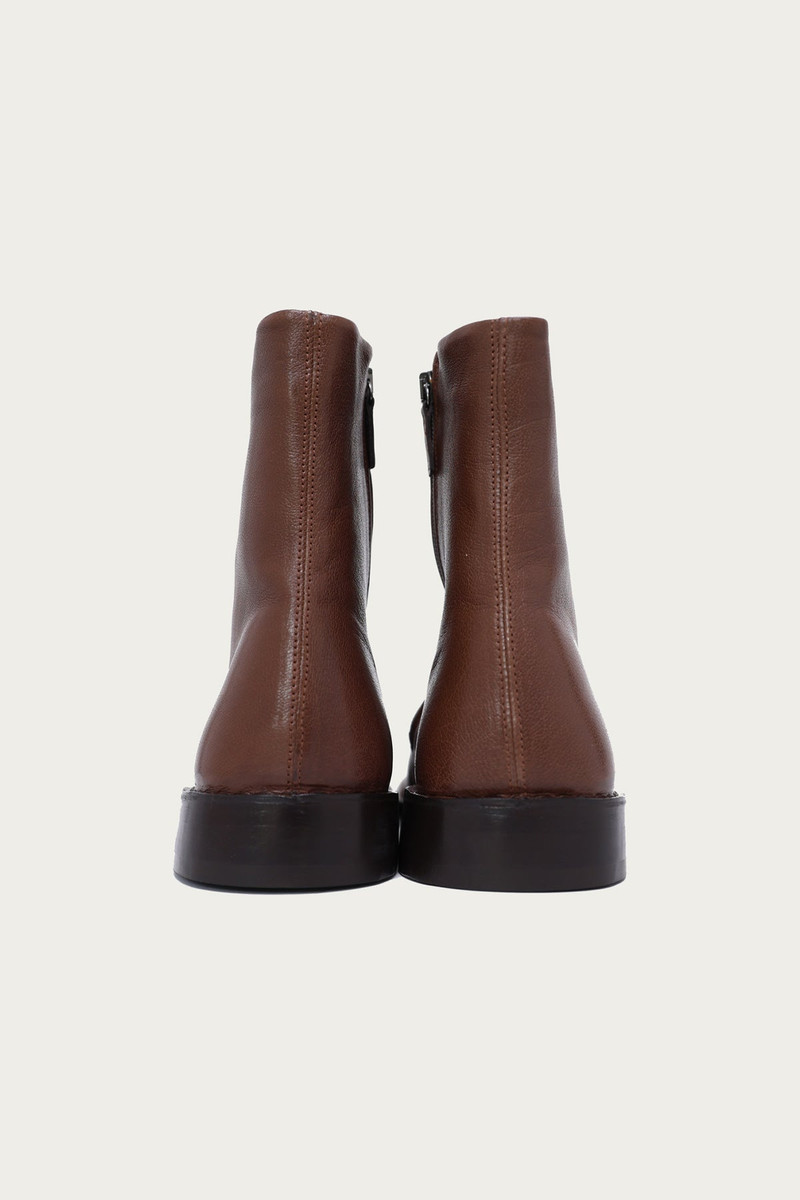 Lemaire Piped Zipped Boots - Shiitake outlook