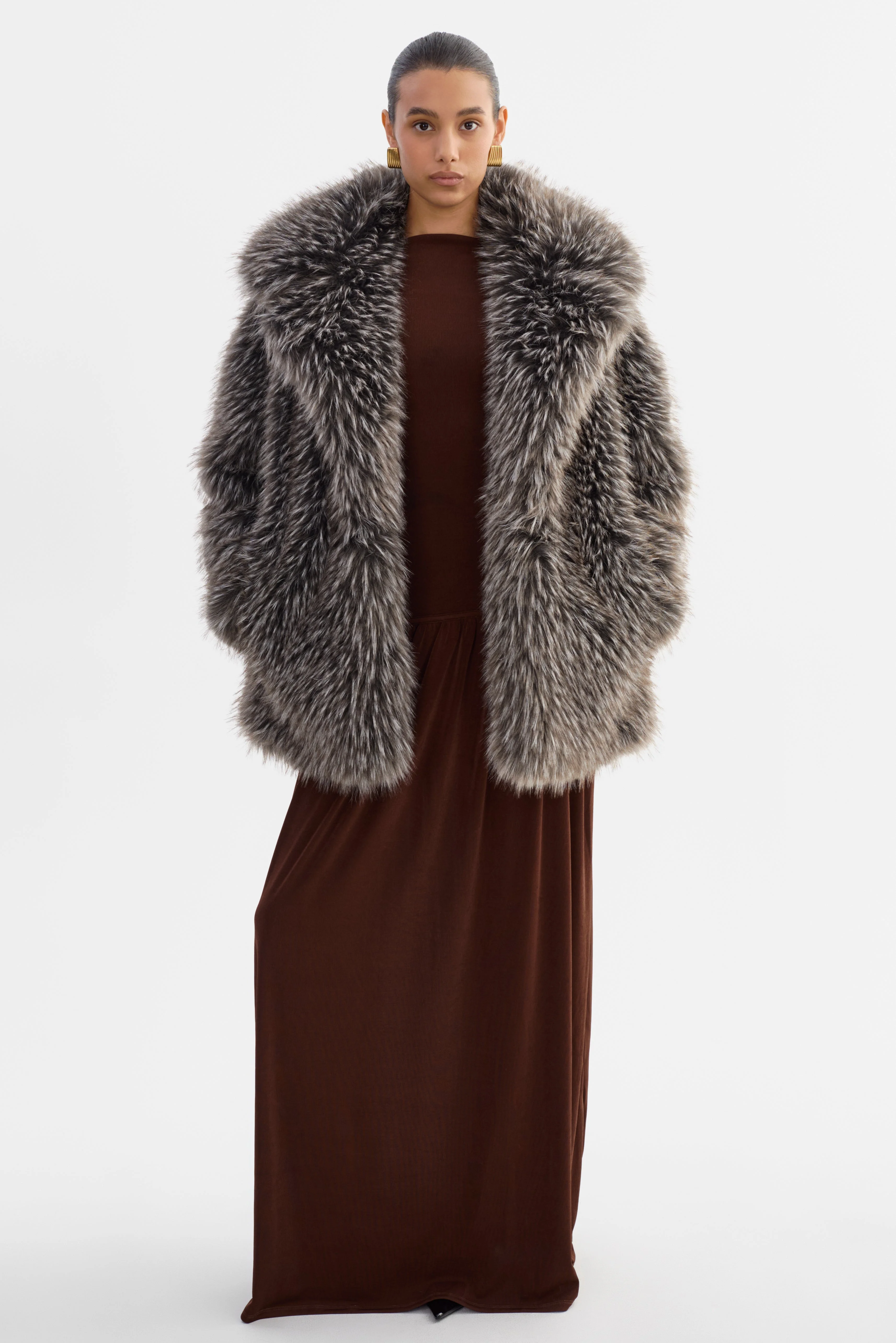 FINAYA | Oversized Faux Fur Coat - 1
