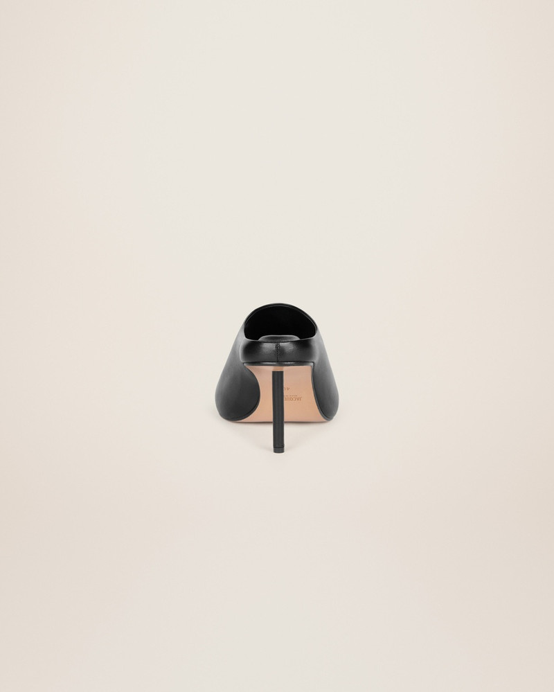 JACQUEMUS Les mules Nuvola outlook