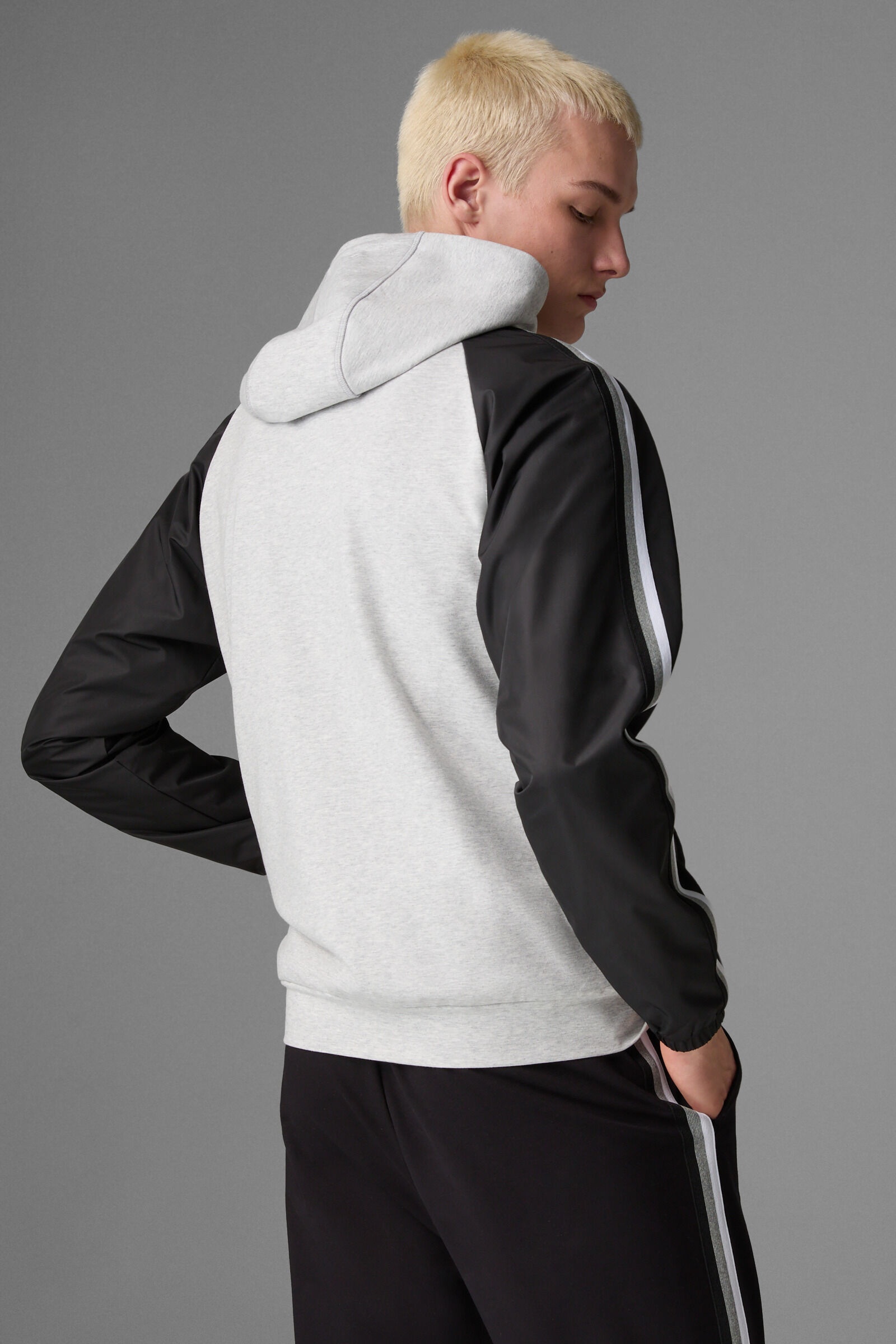 Ubbe Sweatshirt jacket in Light gray/Black - 3