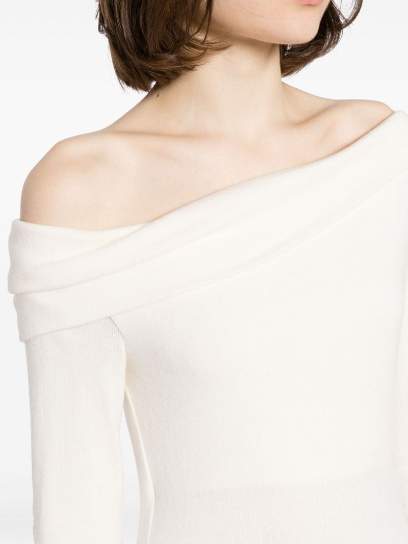 Elio off-shoulder top 5