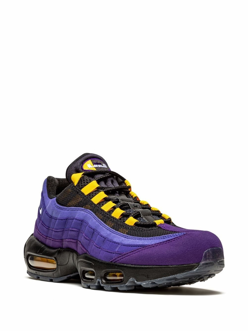 Nike Air Max 95 NRG sneakers outlook