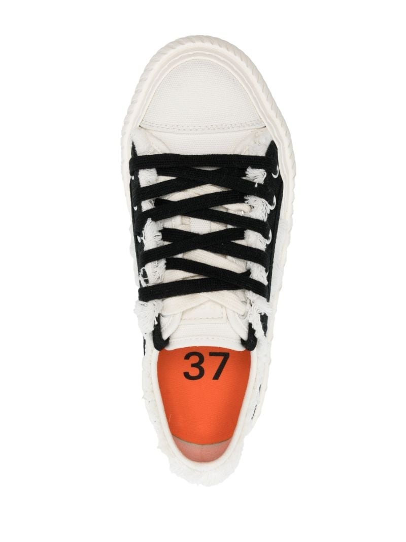 frayed-detail low-top sneakers - 4