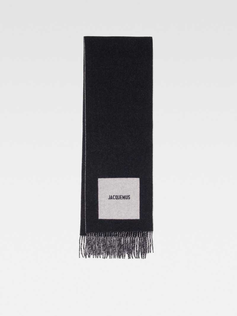 The Rond Carré scarf - 1