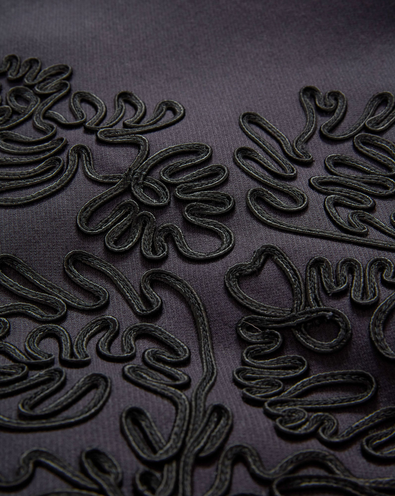LATRELL EMBROIDERED JACKET - 4
