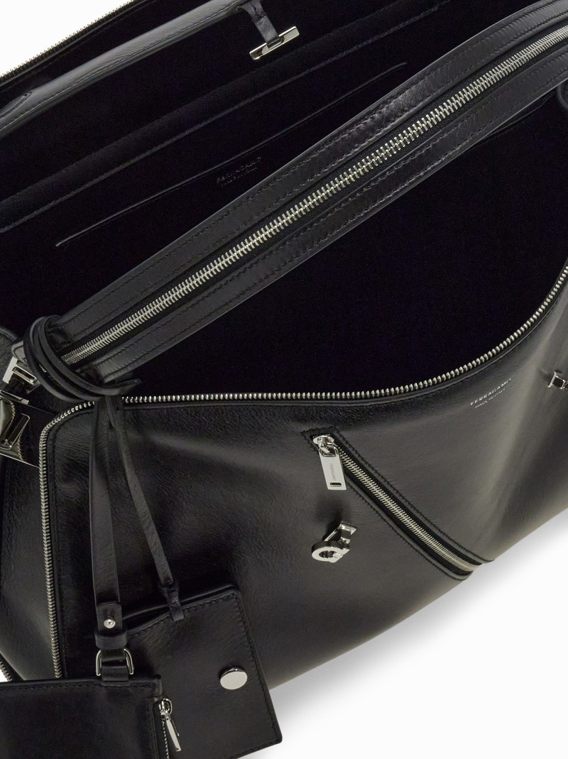 Hug soft shoulder bag (L) 4