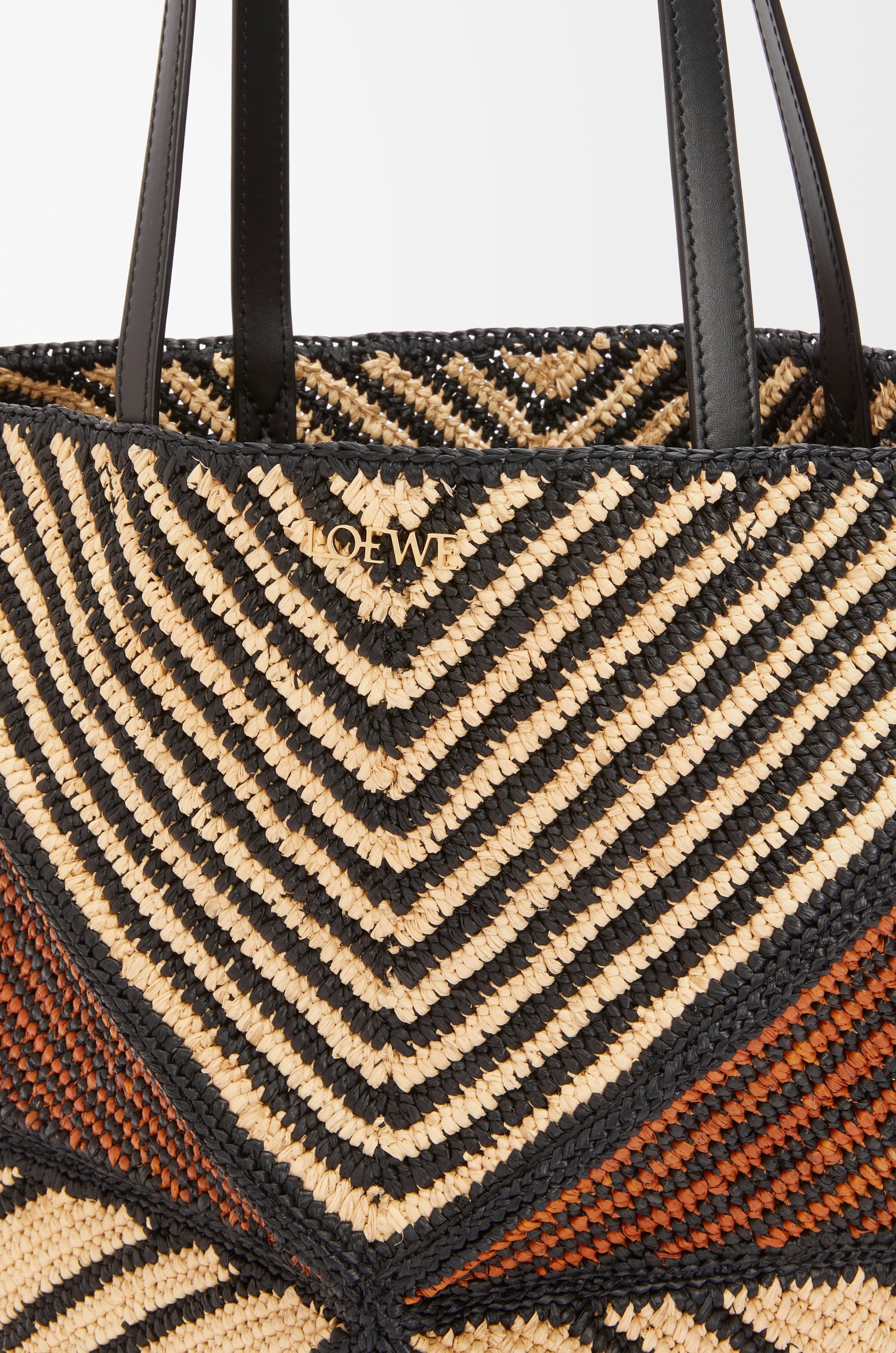 Puzzle Fold Tote in raffia - 11