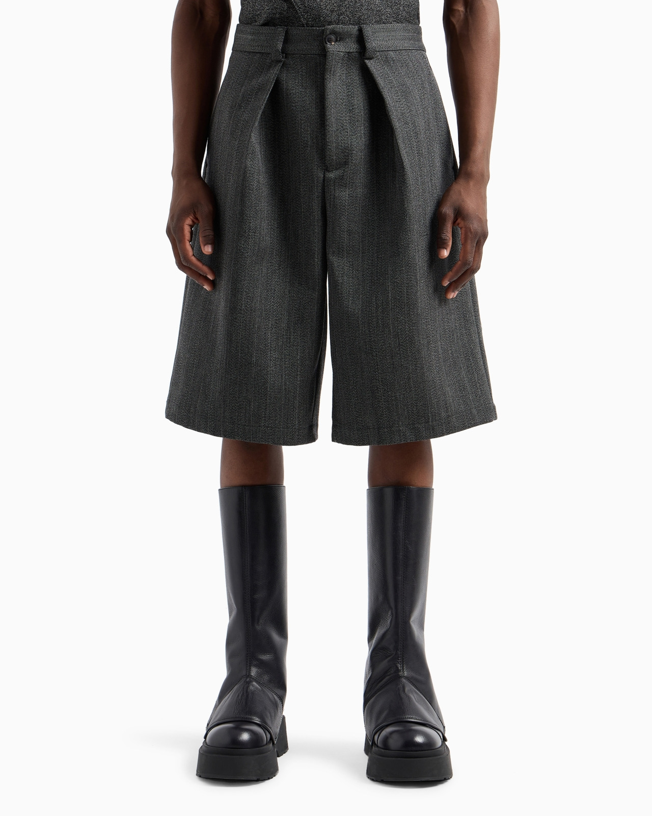 Herringbone-pattern virgin-wool mouliné Bermuda shorts with pleats - 2