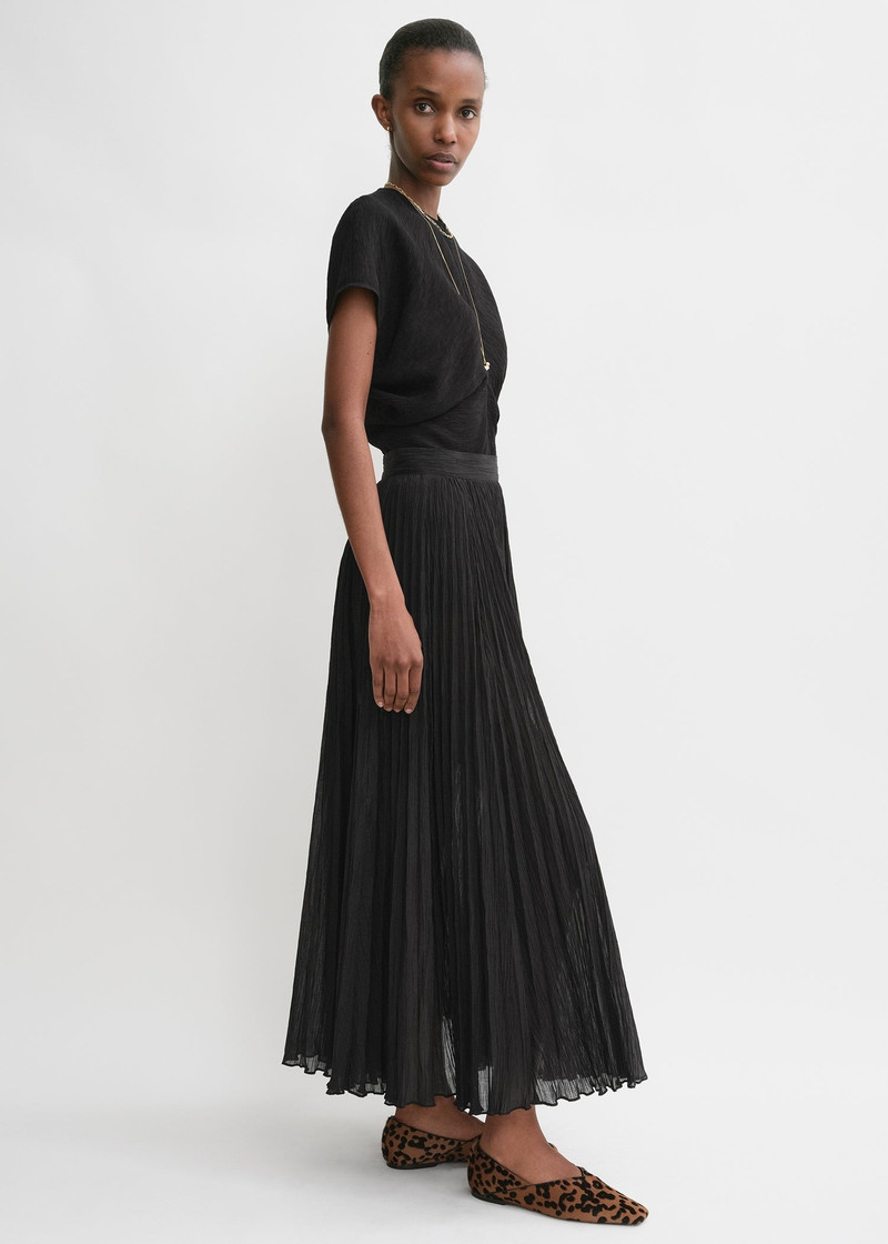 Crinkled plissé skirt black 3