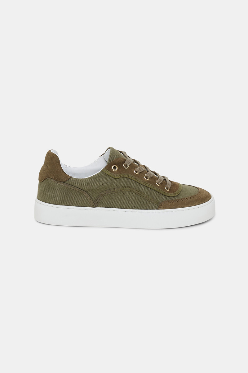 SUMMER SPORTINESS canvas sneaker 1