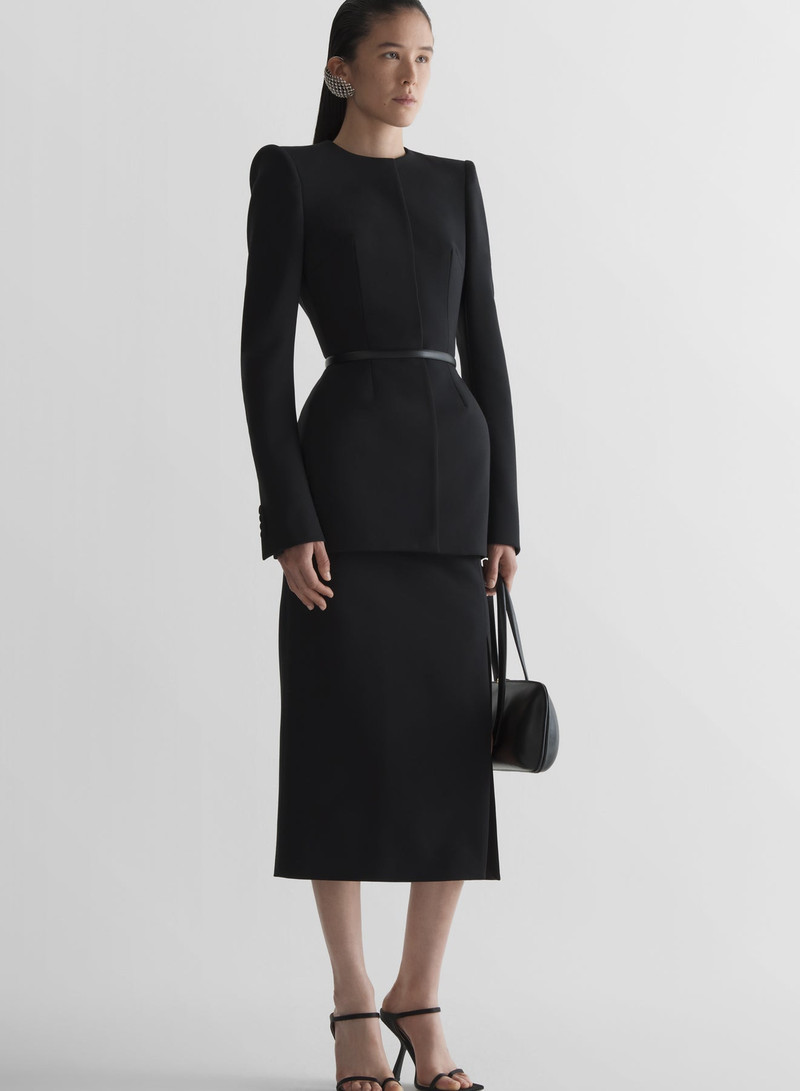Collarless hourglass jacket 3