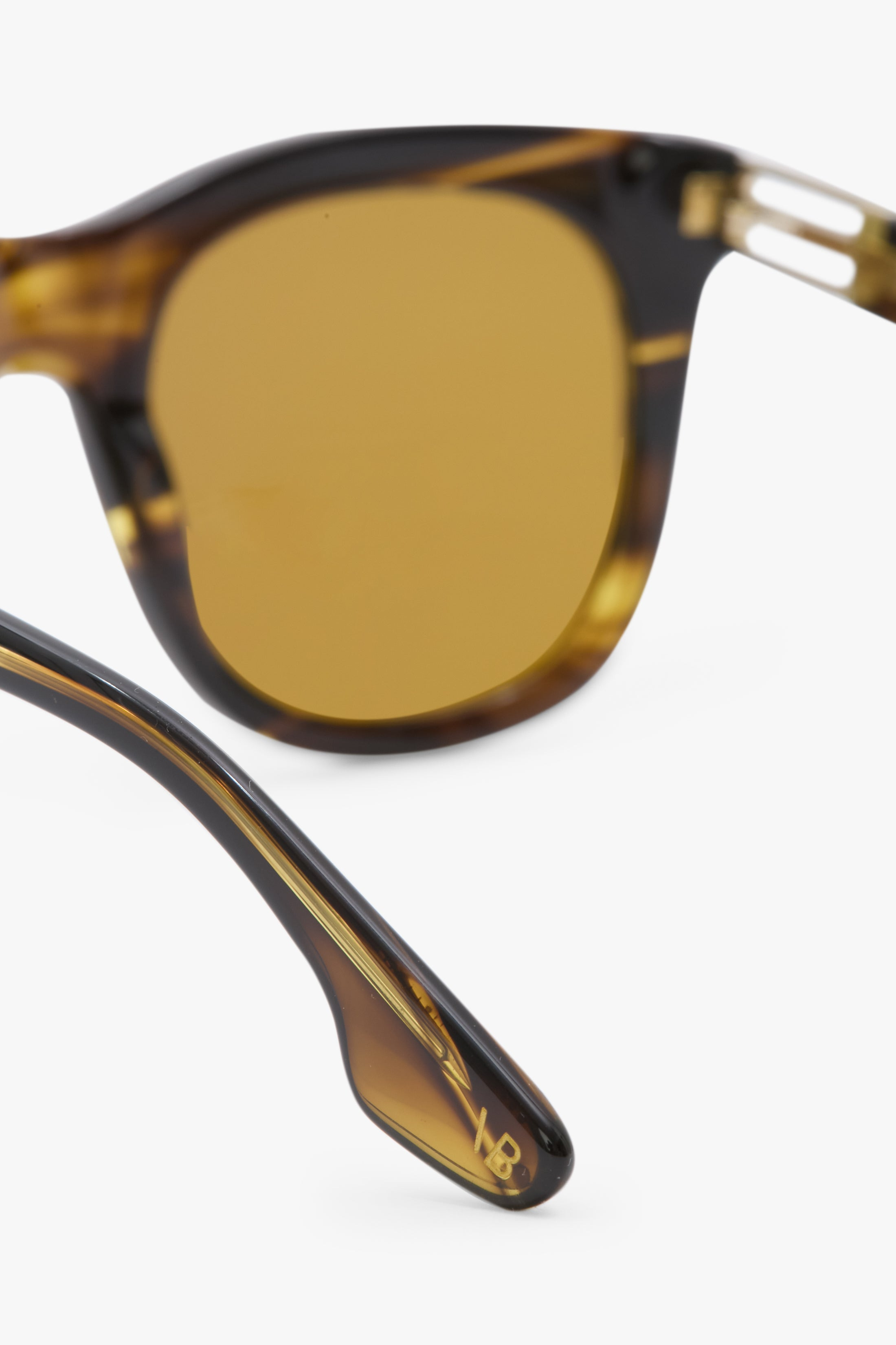 Acetate B Frame Sunglasses in Striped Khaki Horn - 5