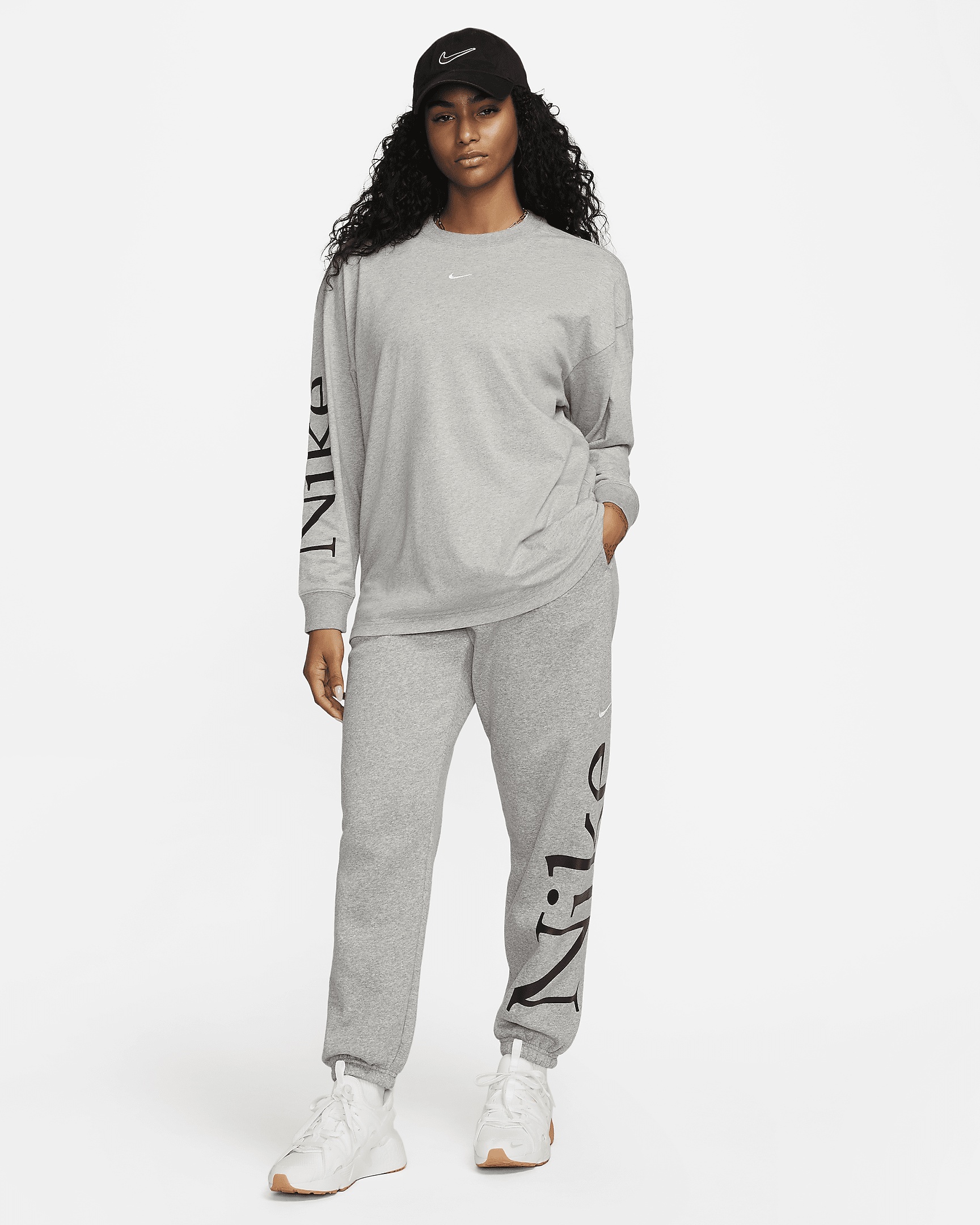 Women's Nike Sportswear Oversized Long-Sleeve Top - 7