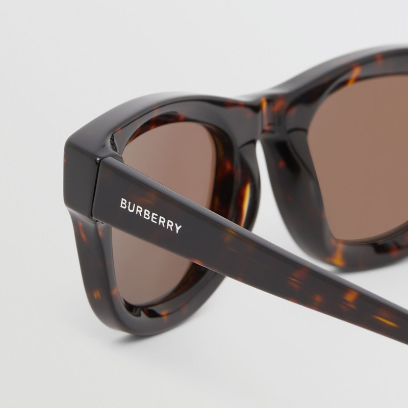Burberry Logo Detail Square Frame Sunglasses outlook