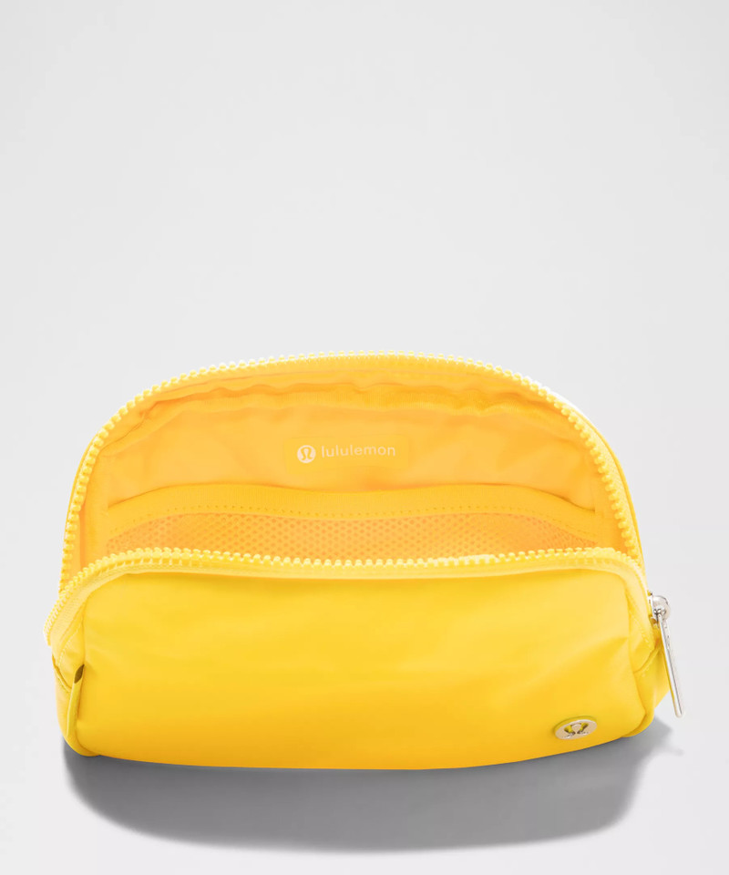 Everywhere Belt Bag with Long Strap 1L 5