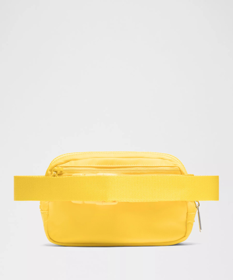 Everywhere Belt Bag with Long Strap 1L 3