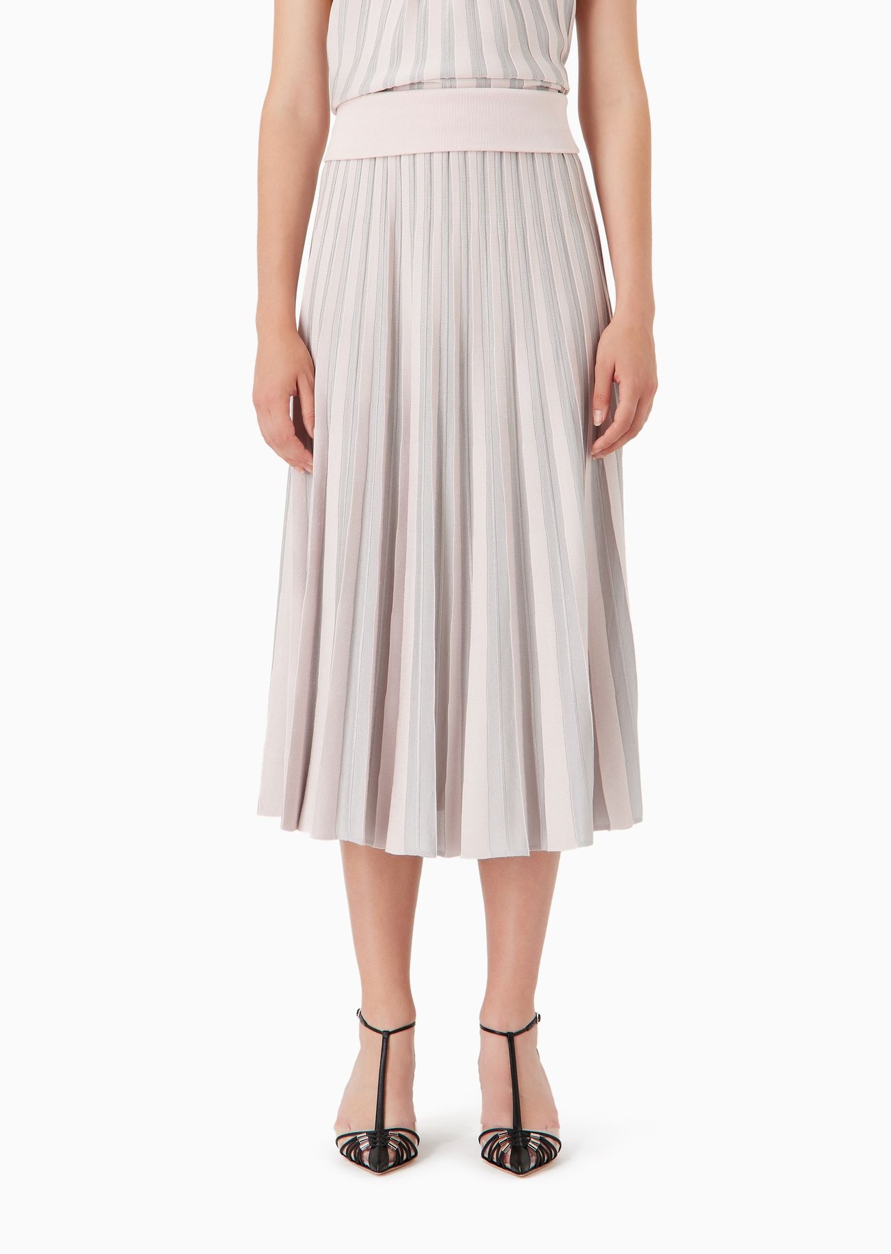 Long skirt in pleated fabric - 2