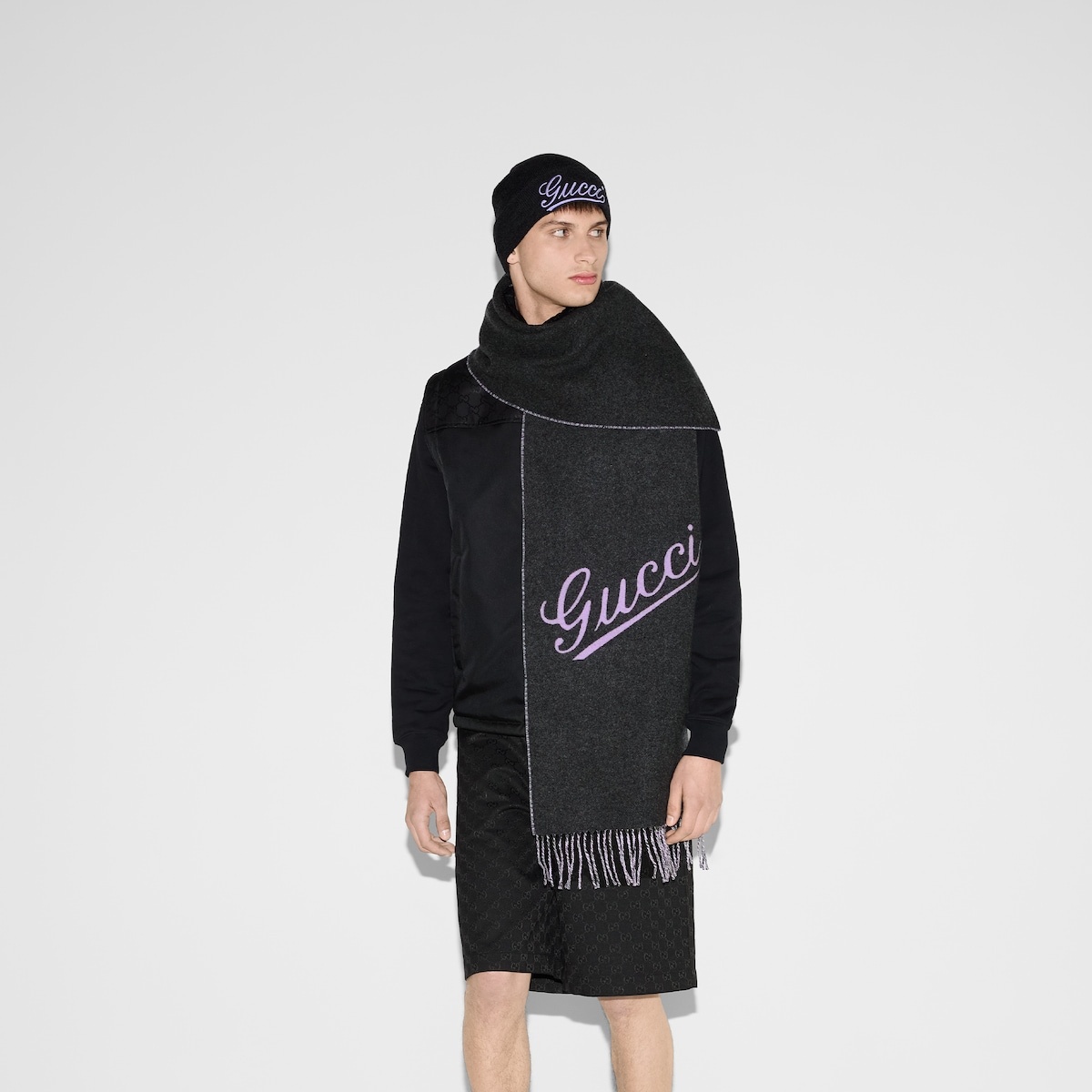 Wool cashmere scarf with Gucci script - 3