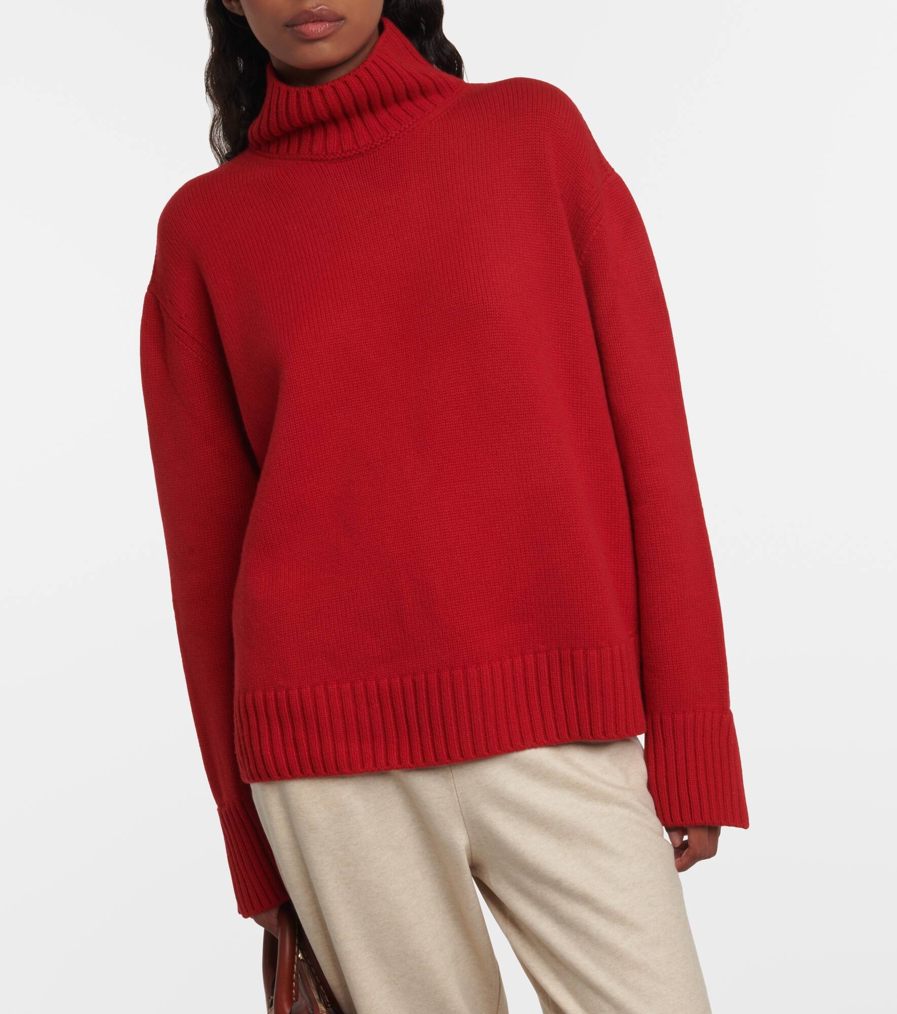 Oversized cashmere turtleneck sweater - 6