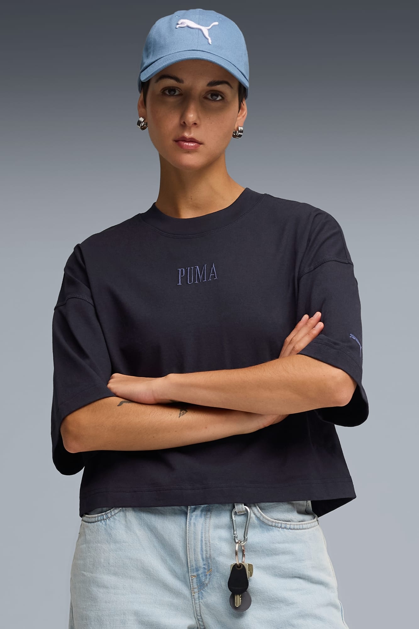Premium Essentials Graphic Tee Women - 3