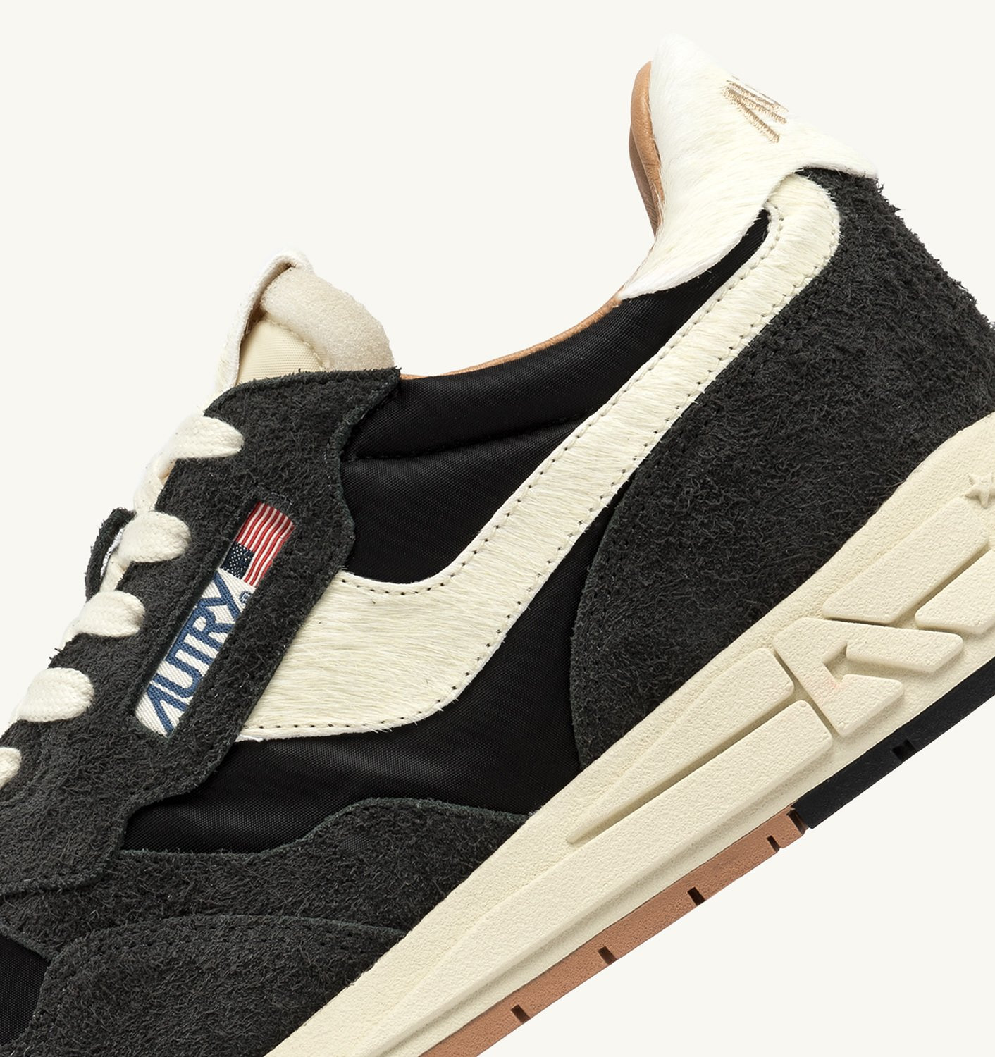 REELWIND LOW SNEAKERS IN PEAT AND NUT SUEDE AND NYLON - 6