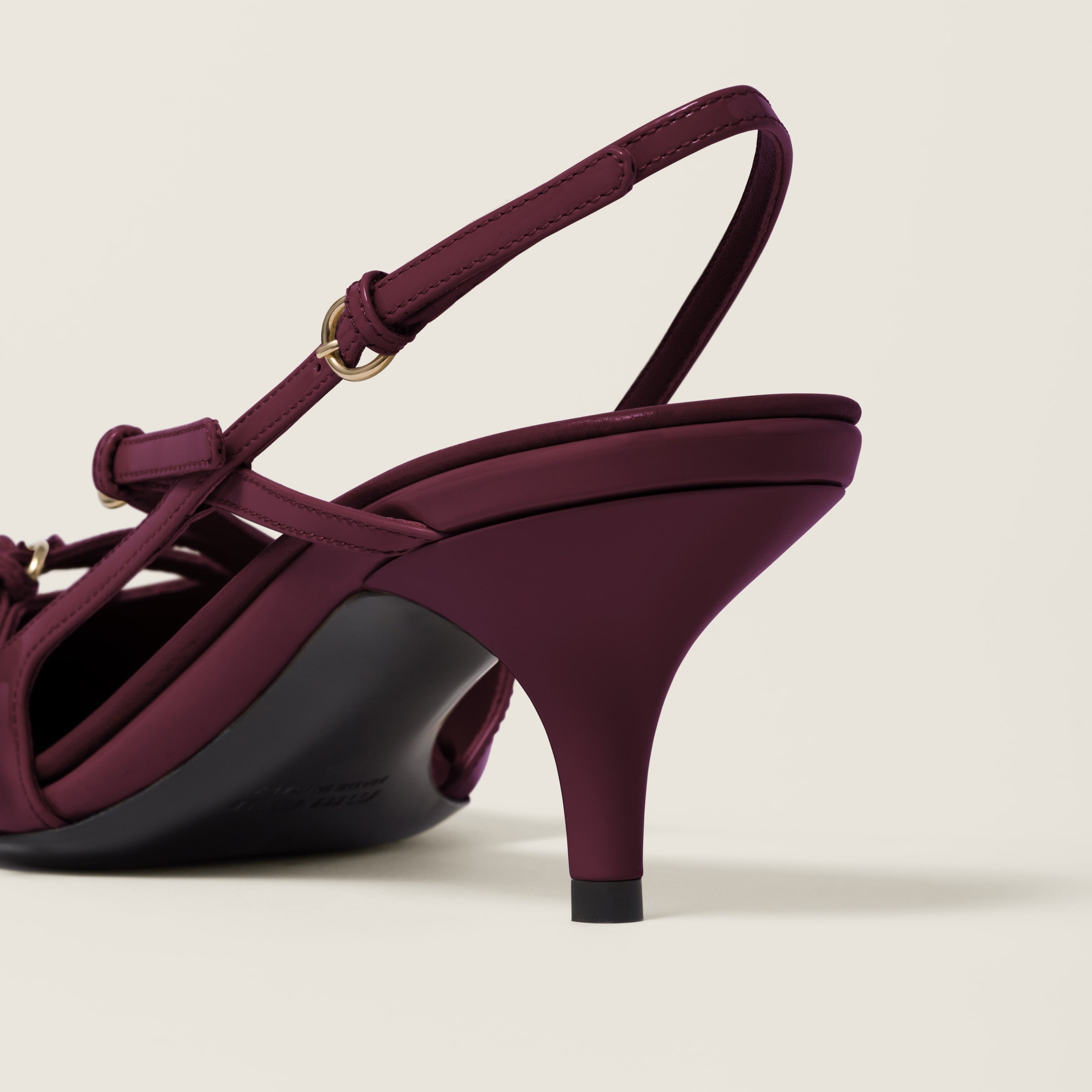 Patent leather slingbacks with buckles - 3