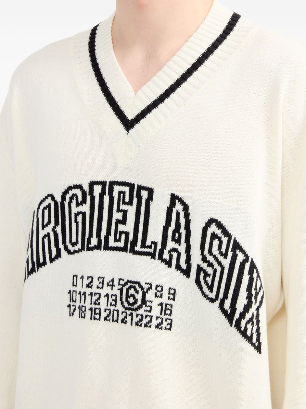 numbers-motif jumper - 7