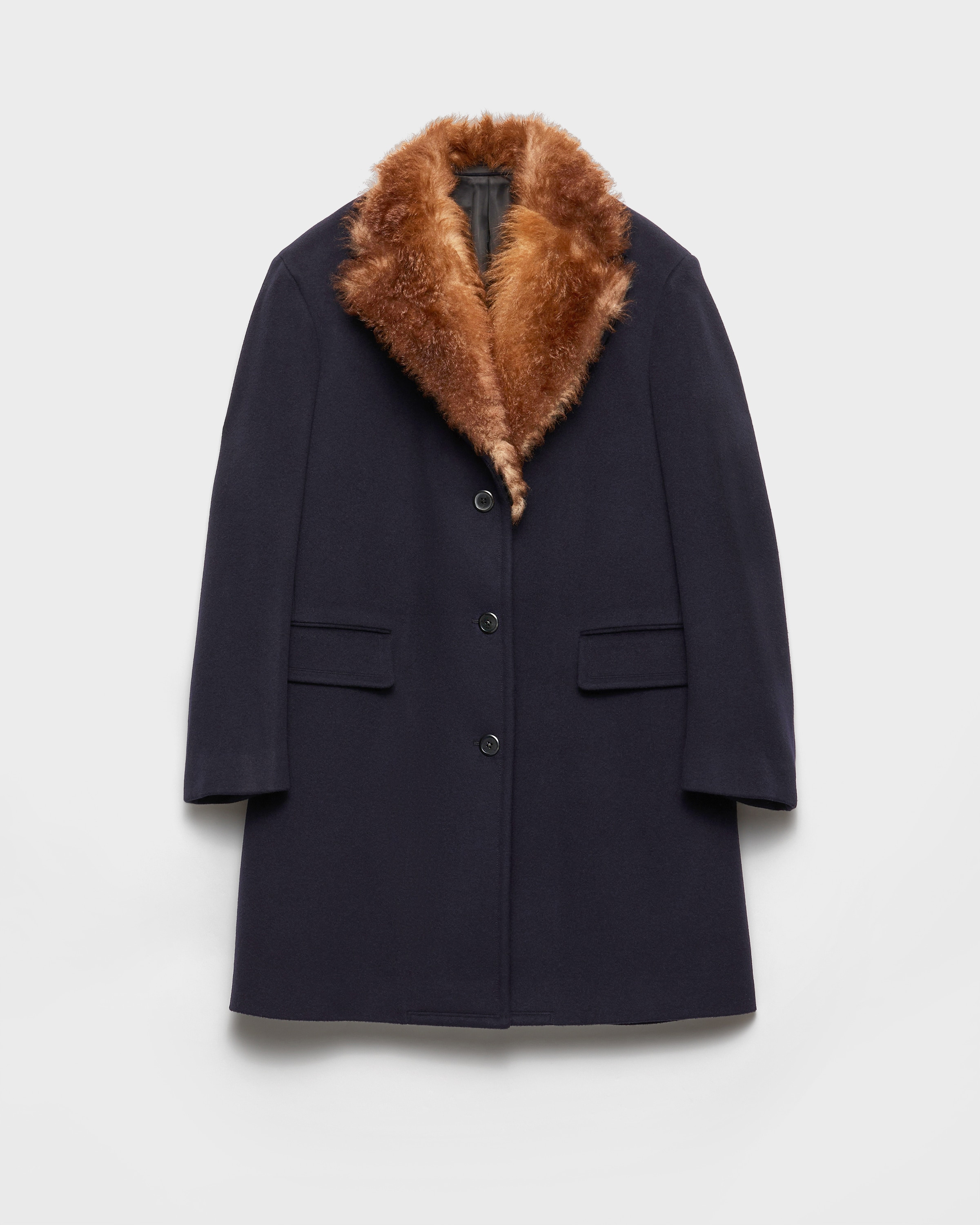 Single-breasted cloth coat - 1