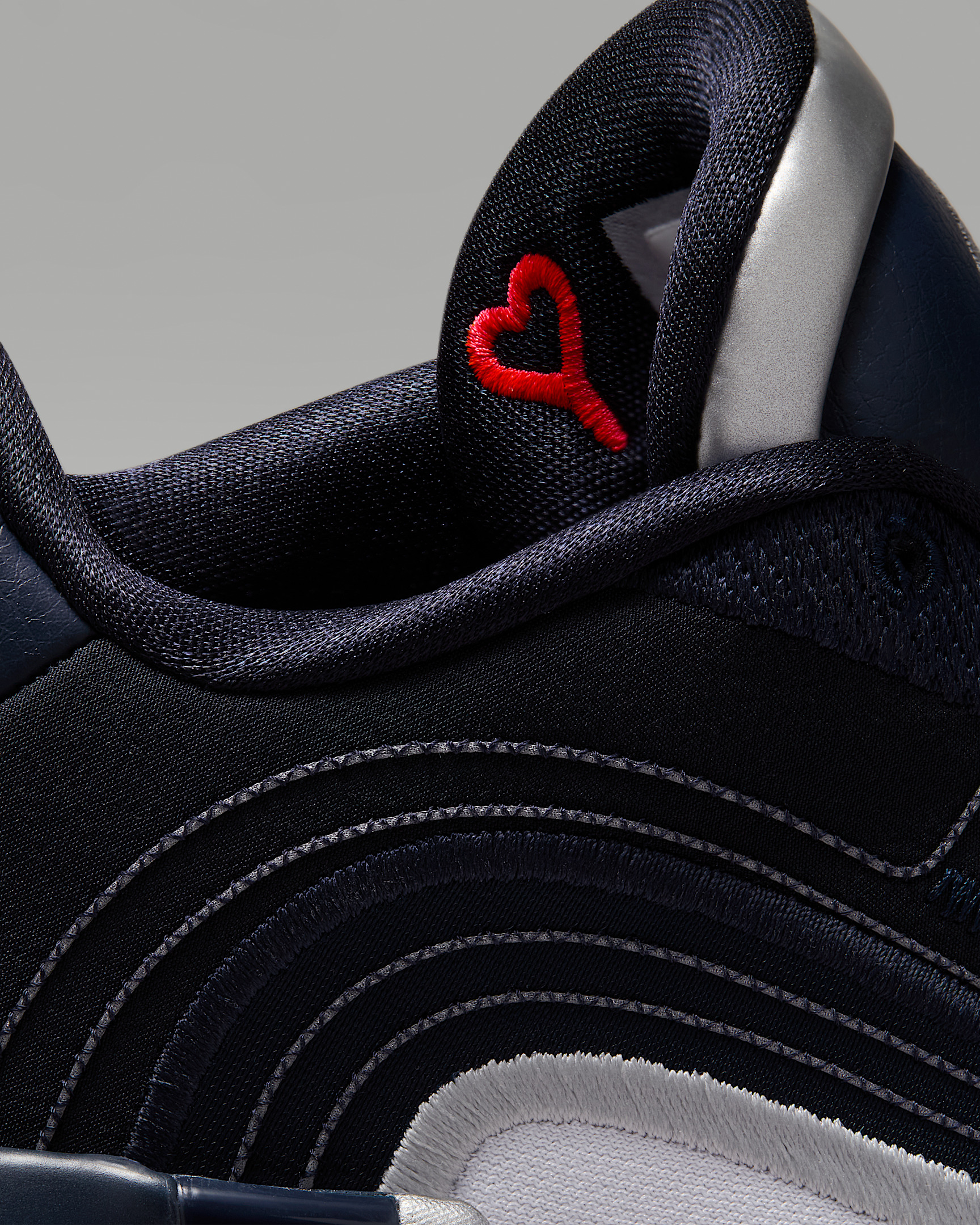 Luka 4 "Navidor" Basketball Shoes - 9